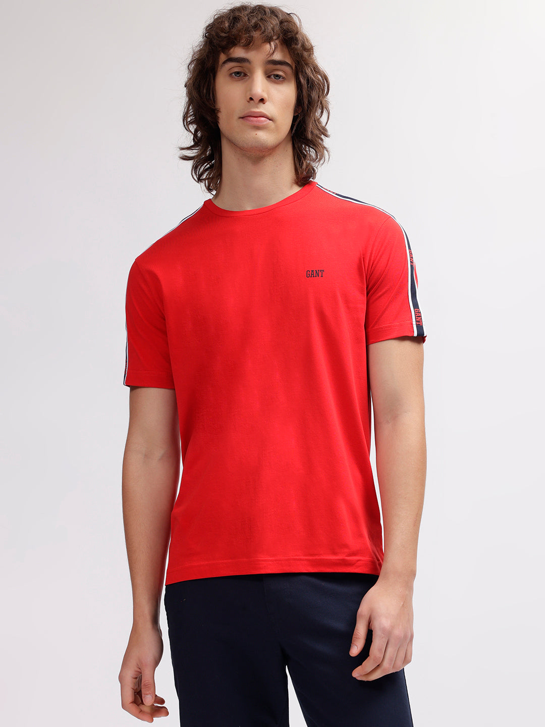 Gant Men Red Solid Round Neck Short Sleeves T-shirt