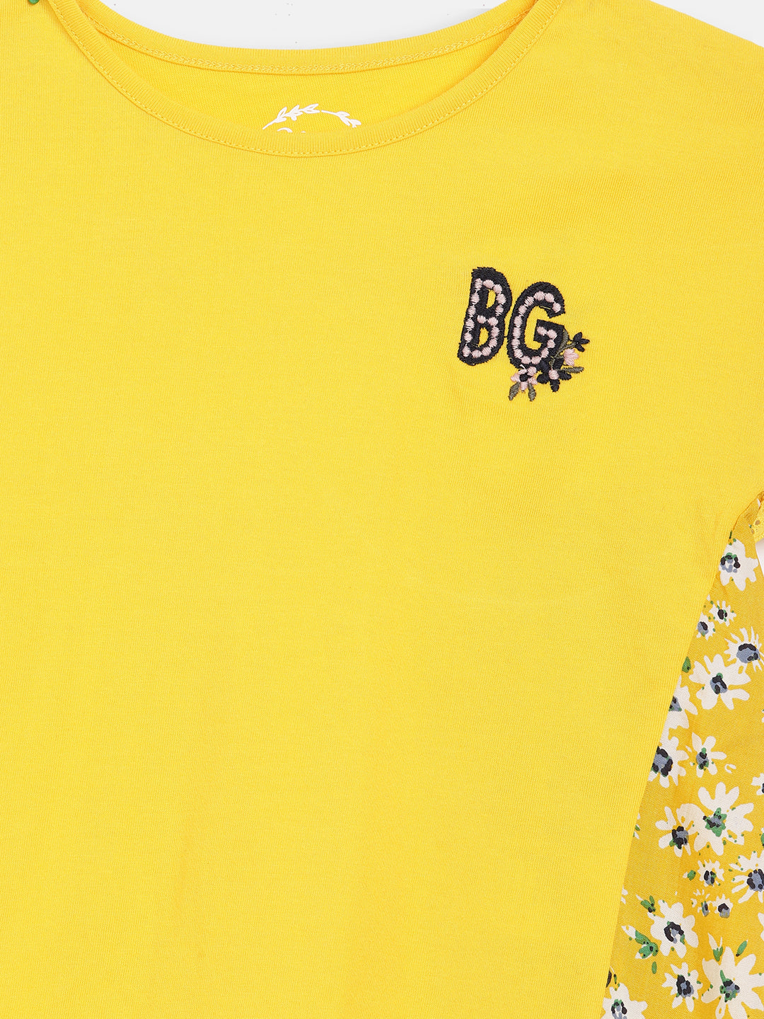 Blue Giraffe Girls Yellow Solid Round Neck TShirt