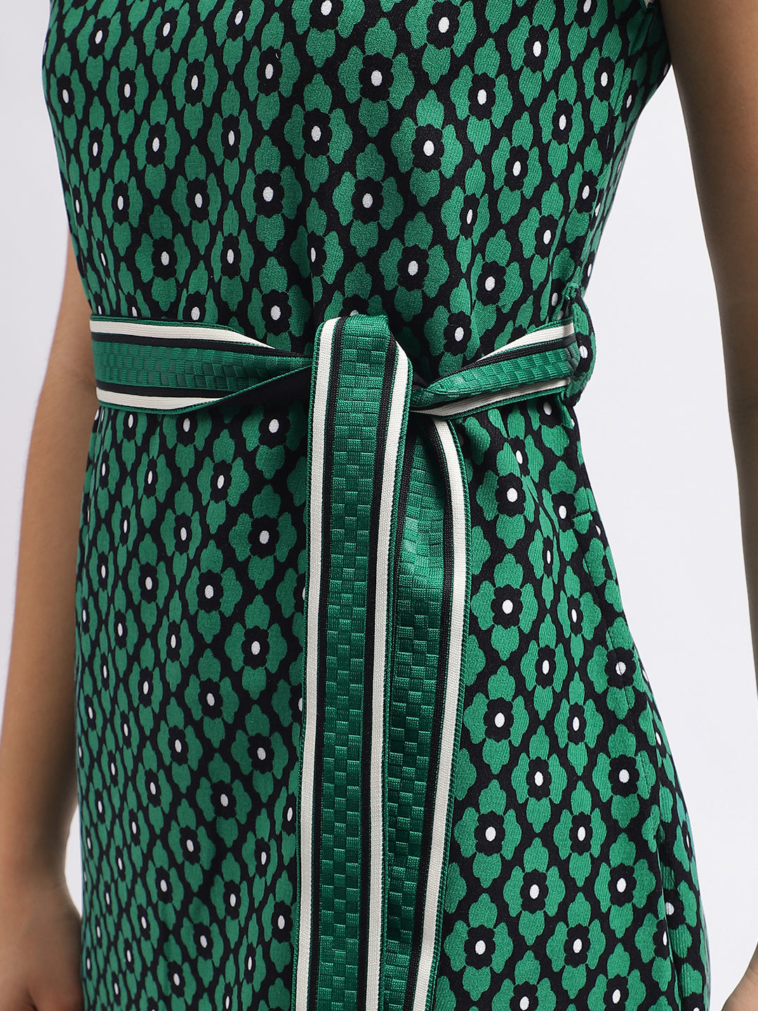 Iconic Women Green Printed Round Neck Sleeveless Dress