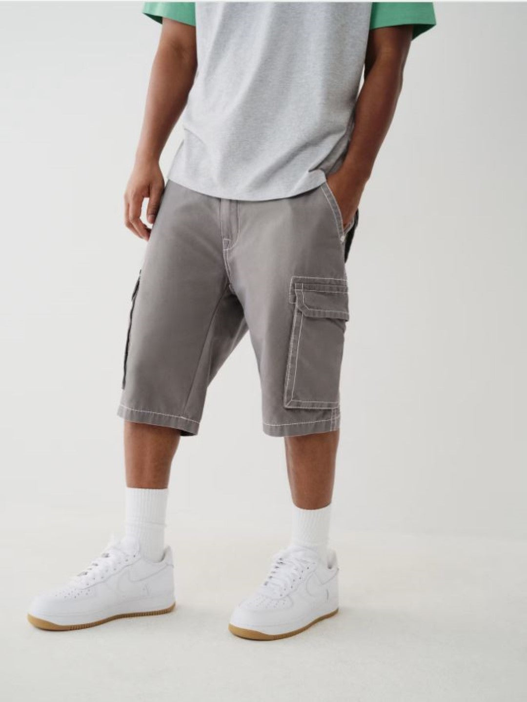 True Religion Men Grey Solid Cargo Shorts