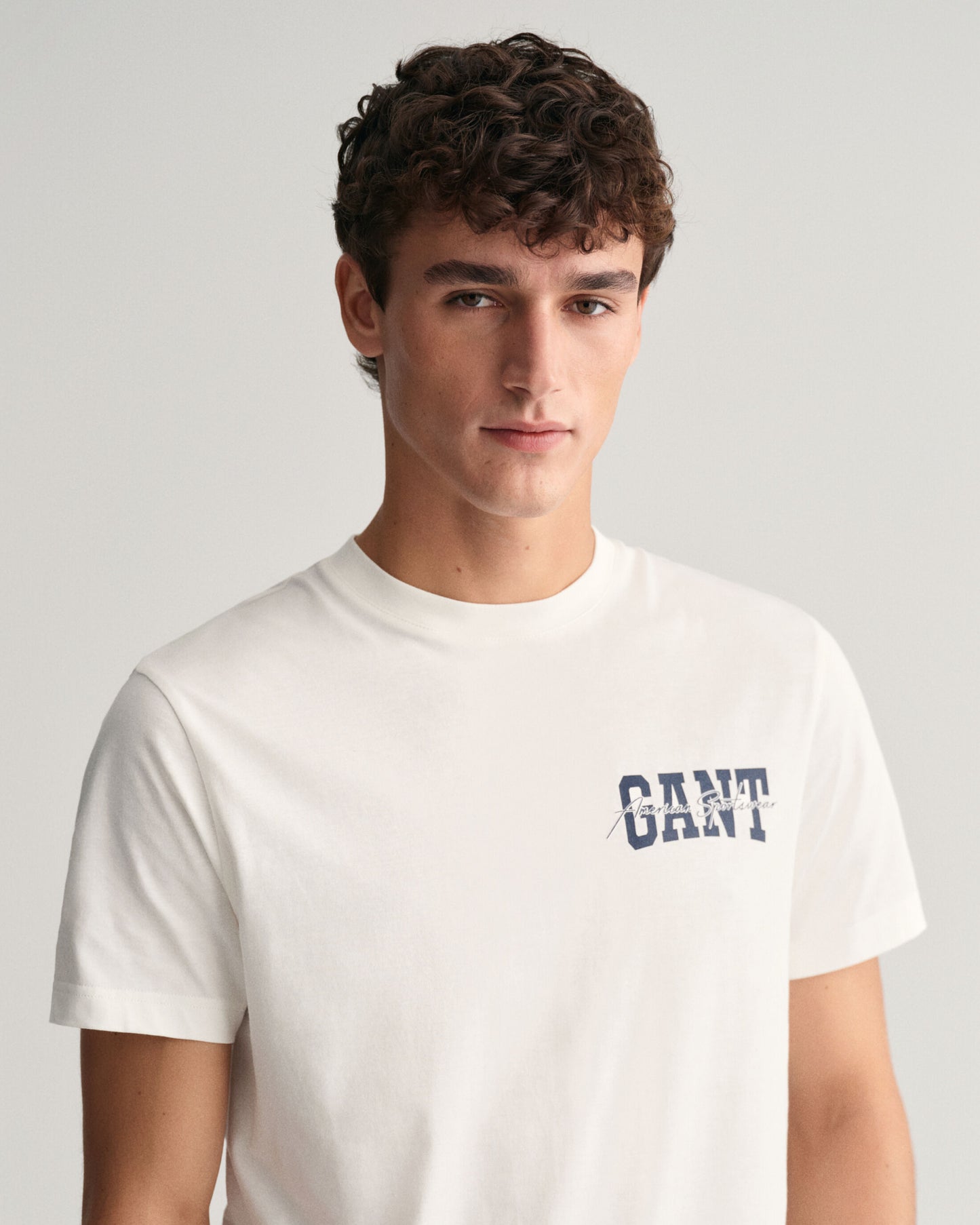 Gant Men Off White Solid Round Neck Short Sleeves T-Shirt