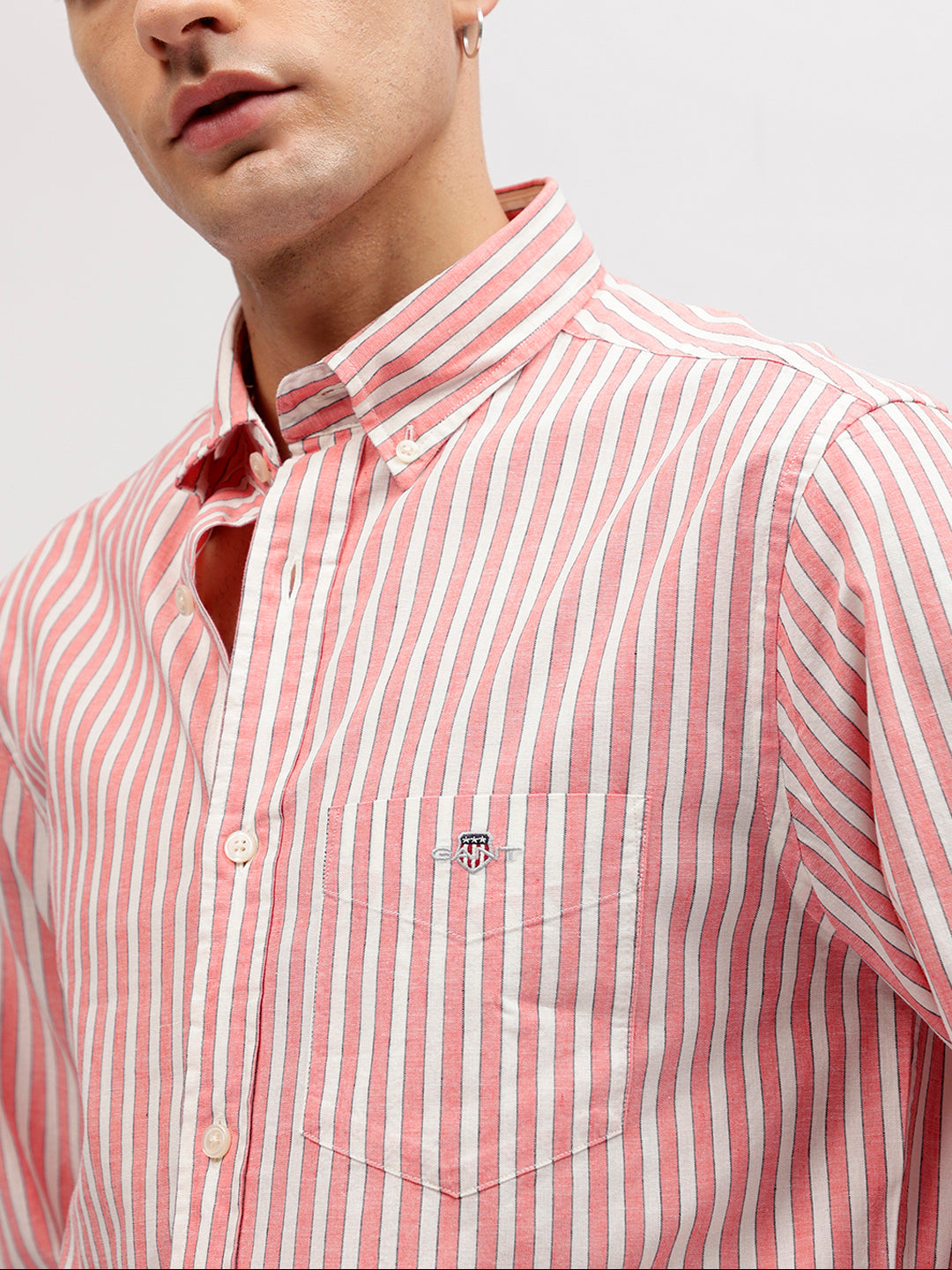 Gant Men Pink Striped Button-down Collar Full Sleeves Shirt