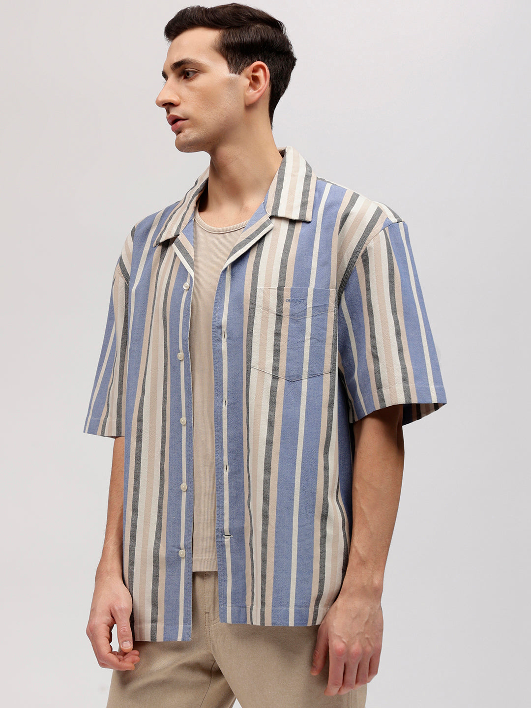 Gant Men Blue Striped Resort Collar Short Sleeves Shirt