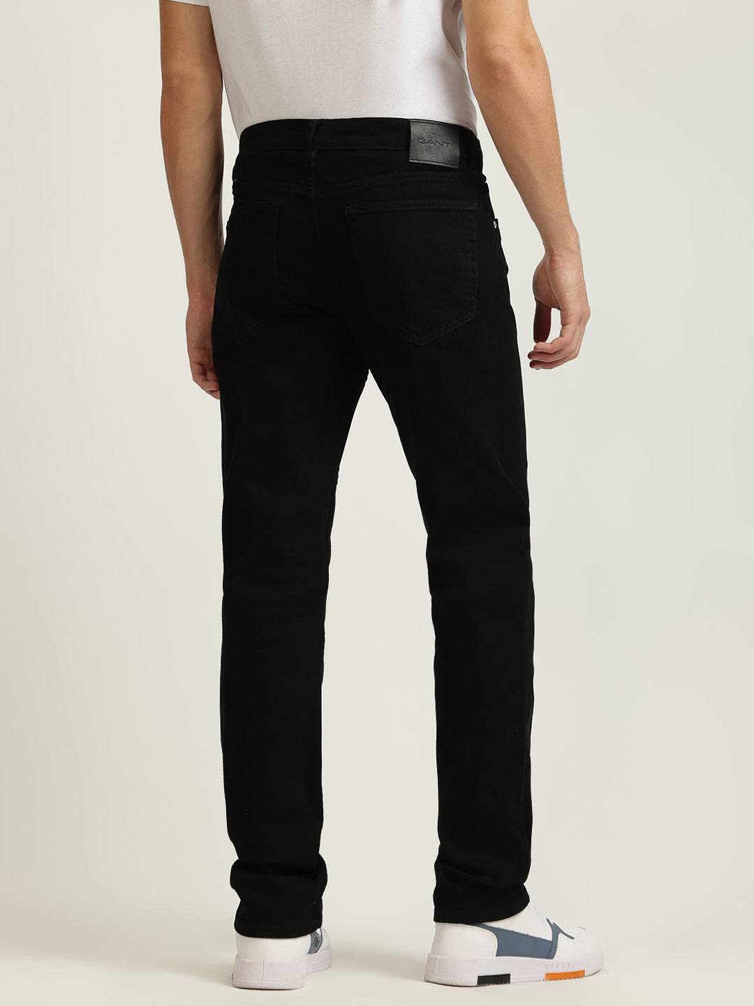 Gant Men Solid Mid-Rise Jeans