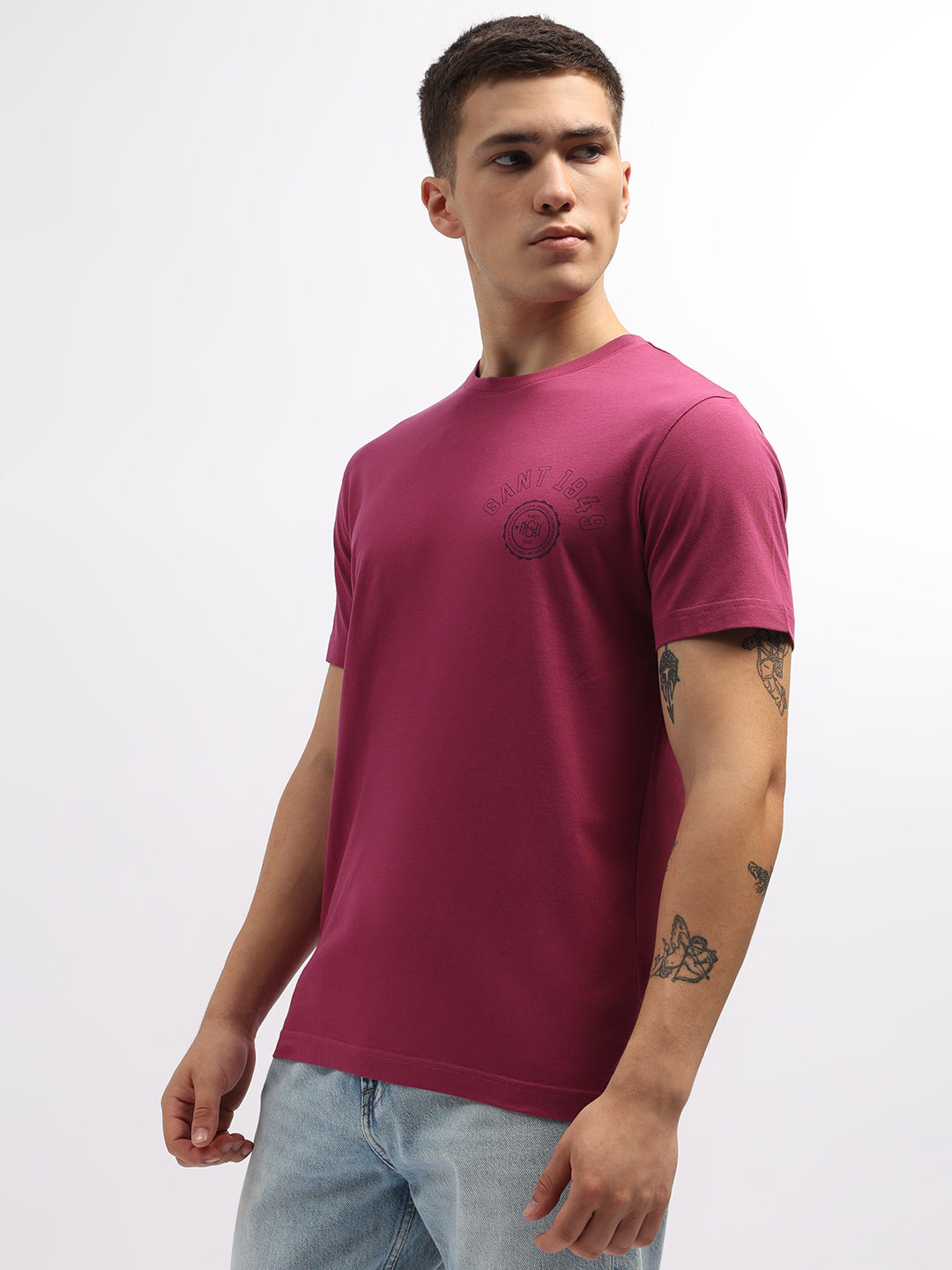 Gant Men Magenta Solid Round Neck Short Sleeves T-Shirt