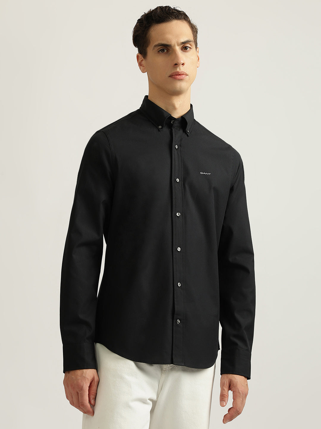 Gant Men Black Solid Buttoned Down Collar Full Sleeves Shirt