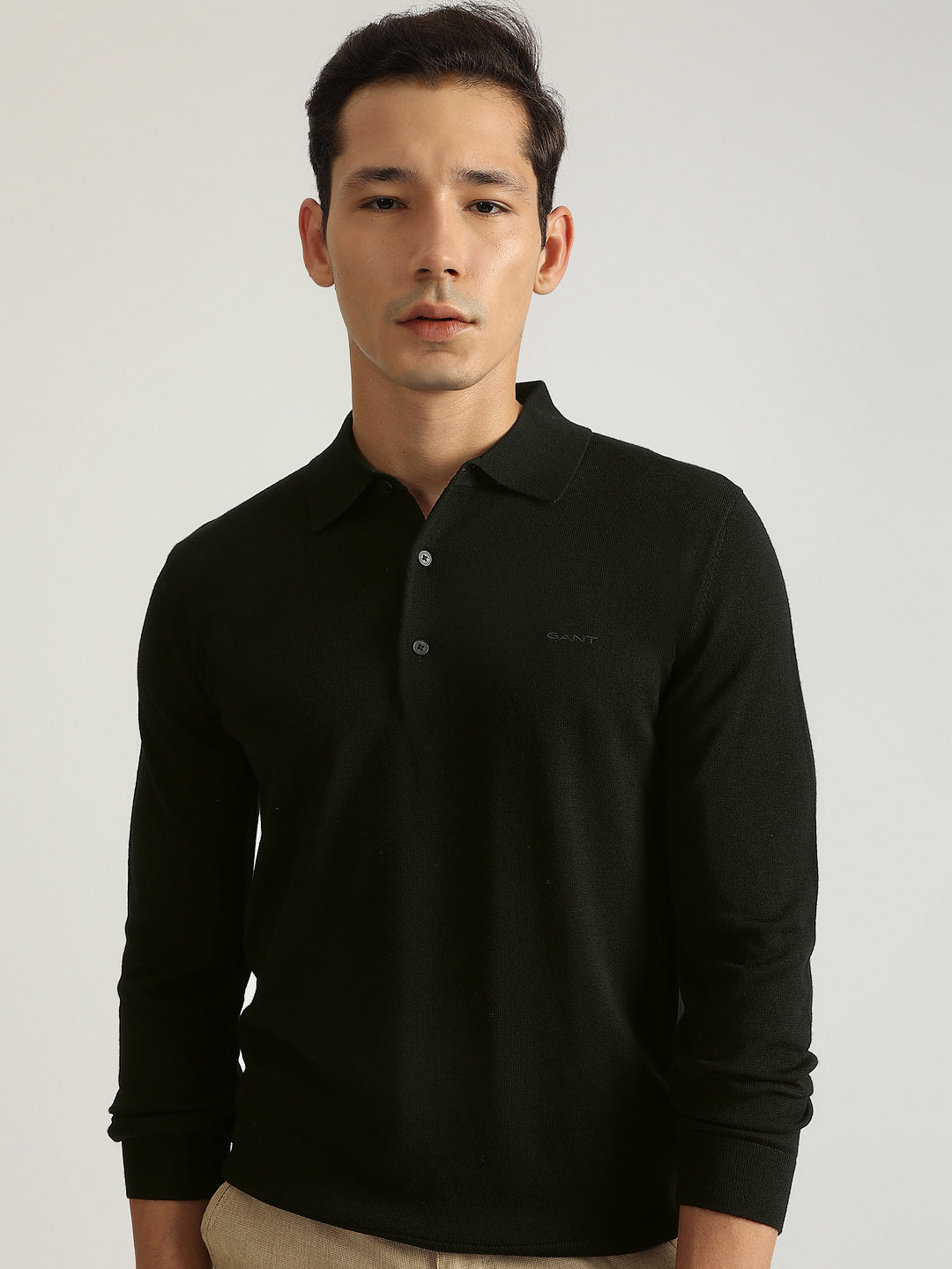 Gant Men Black Solid Collared Full Sleeves Pullover Style Sweater