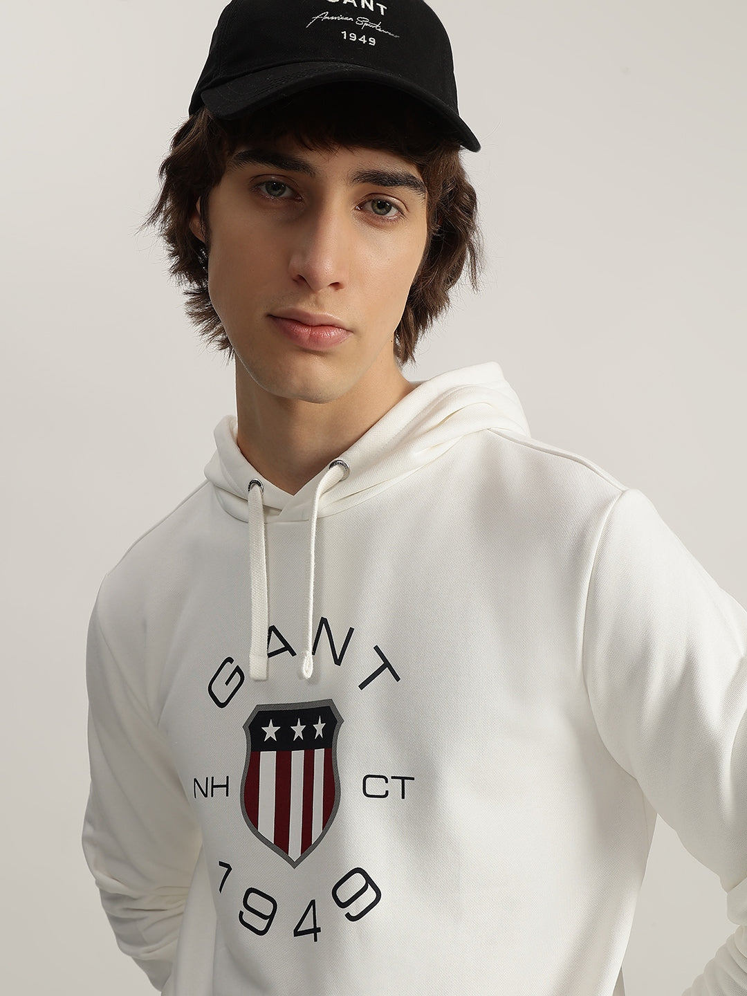 Gant Men White Printed Hooded Full Sleeves Pullover Style Sweatshirt