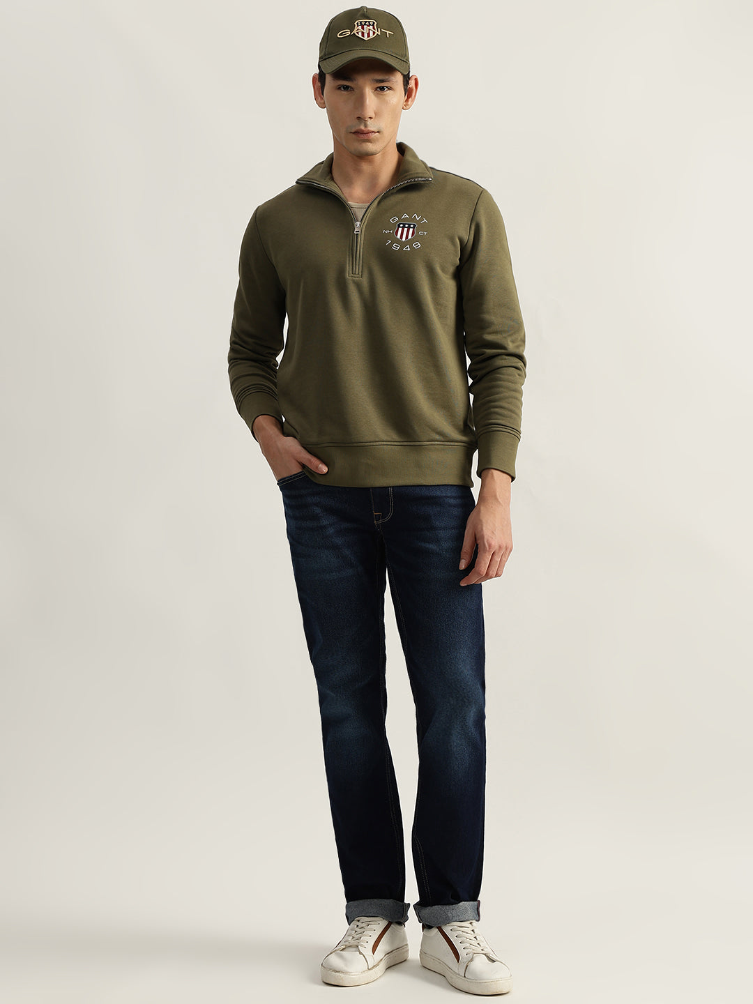 Gant Men Green Solid Collared Full Sleeves Pullover Style Sweatshirt