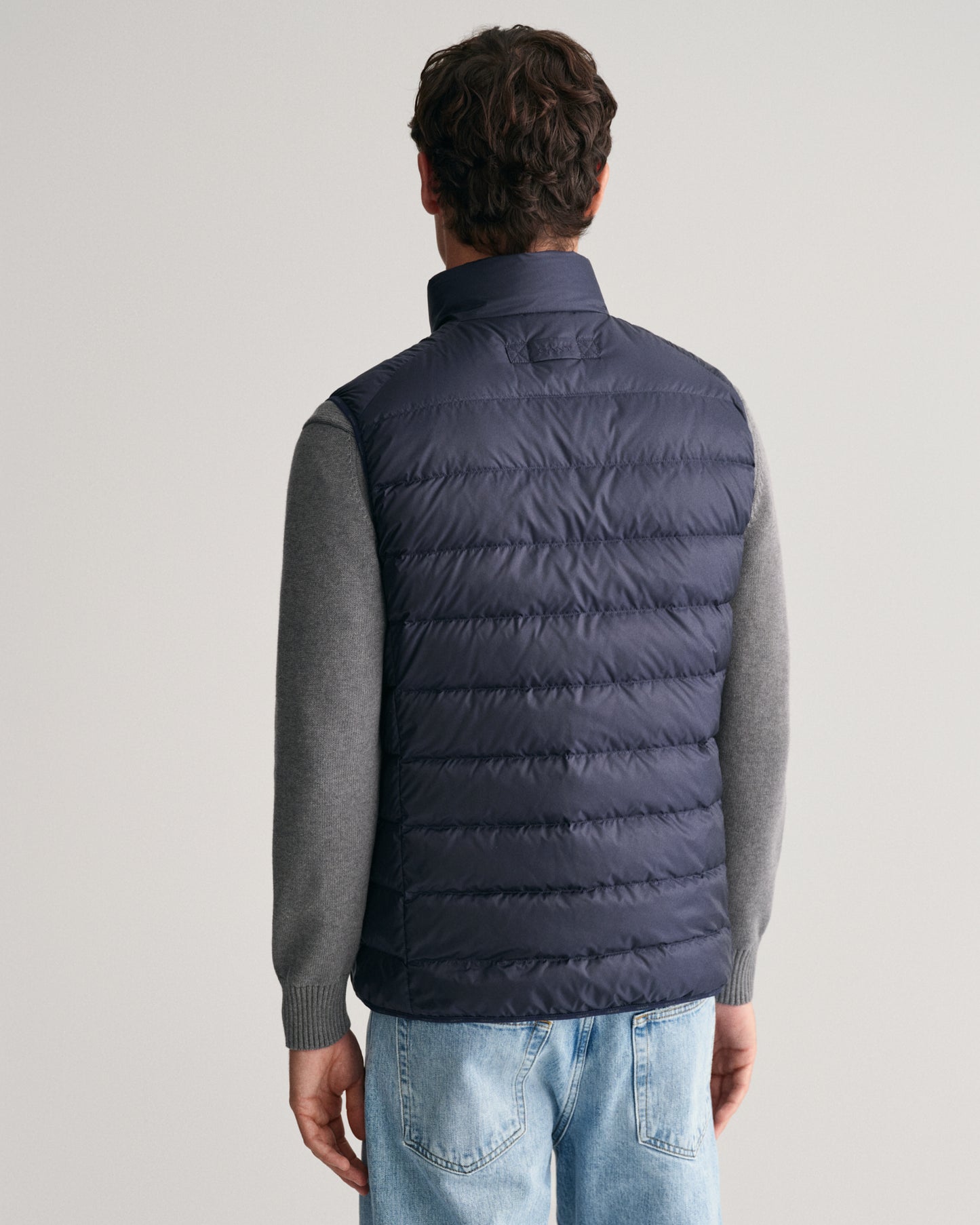 Gant Men Blue Solid Stand Collar Sleeveless Puffer Jacket