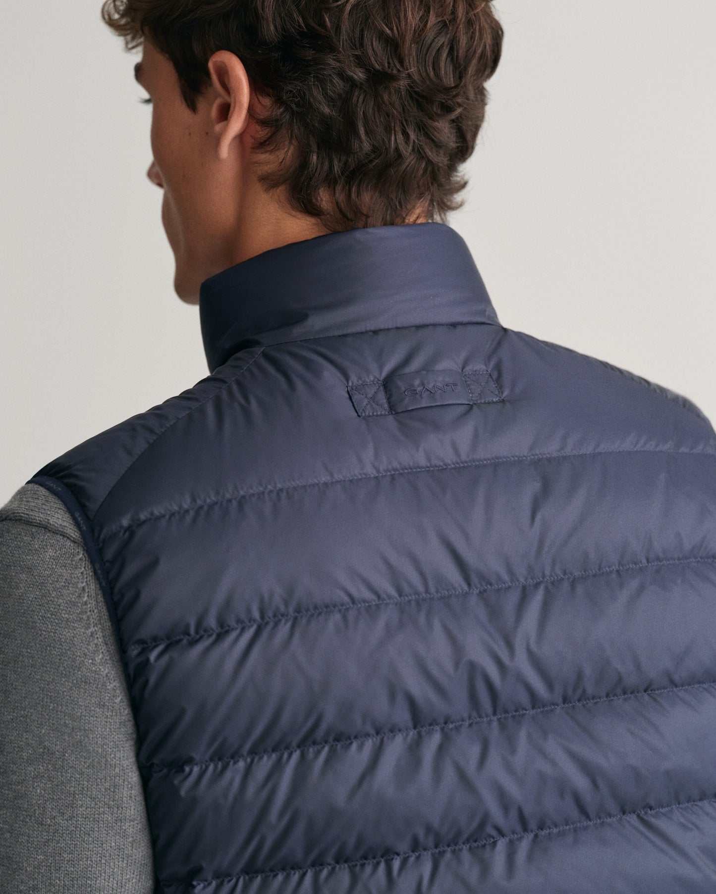 Gant Men Blue Solid Stand Collar Sleeveless Puffer Jacket