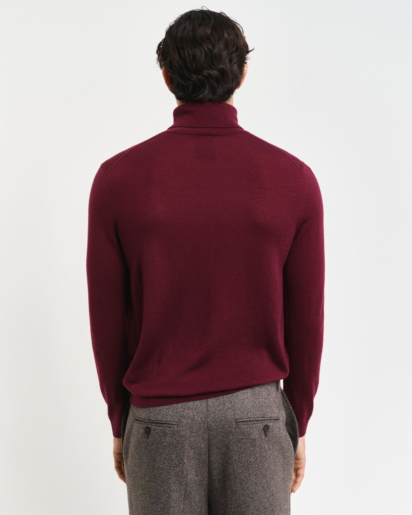 Gant Men Wine Solid Turtle Neck Full Sleeves Pullover Style Sweater