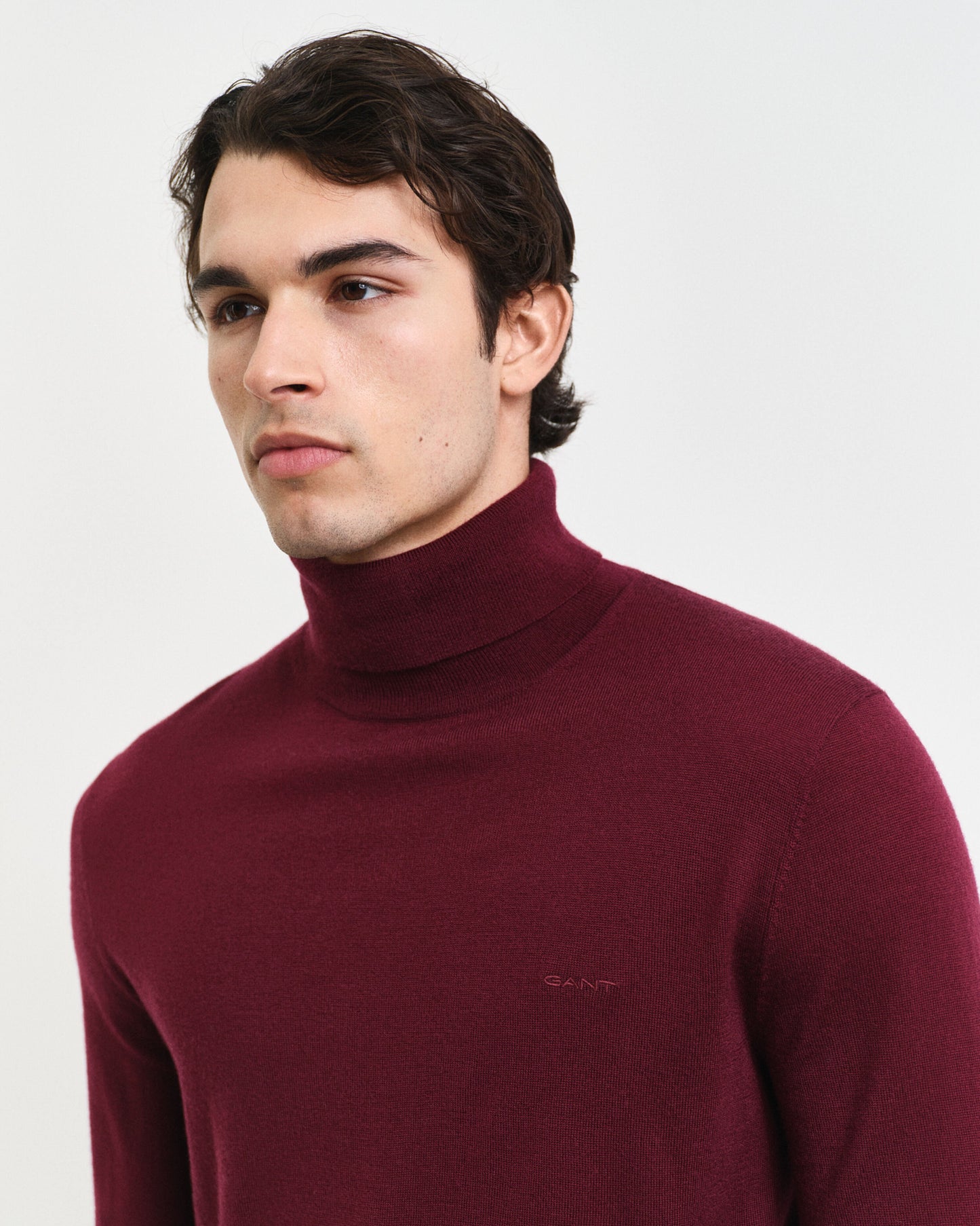 Gant Men Wine Solid Turtle Neck Full Sleeves Pullover Style Sweater