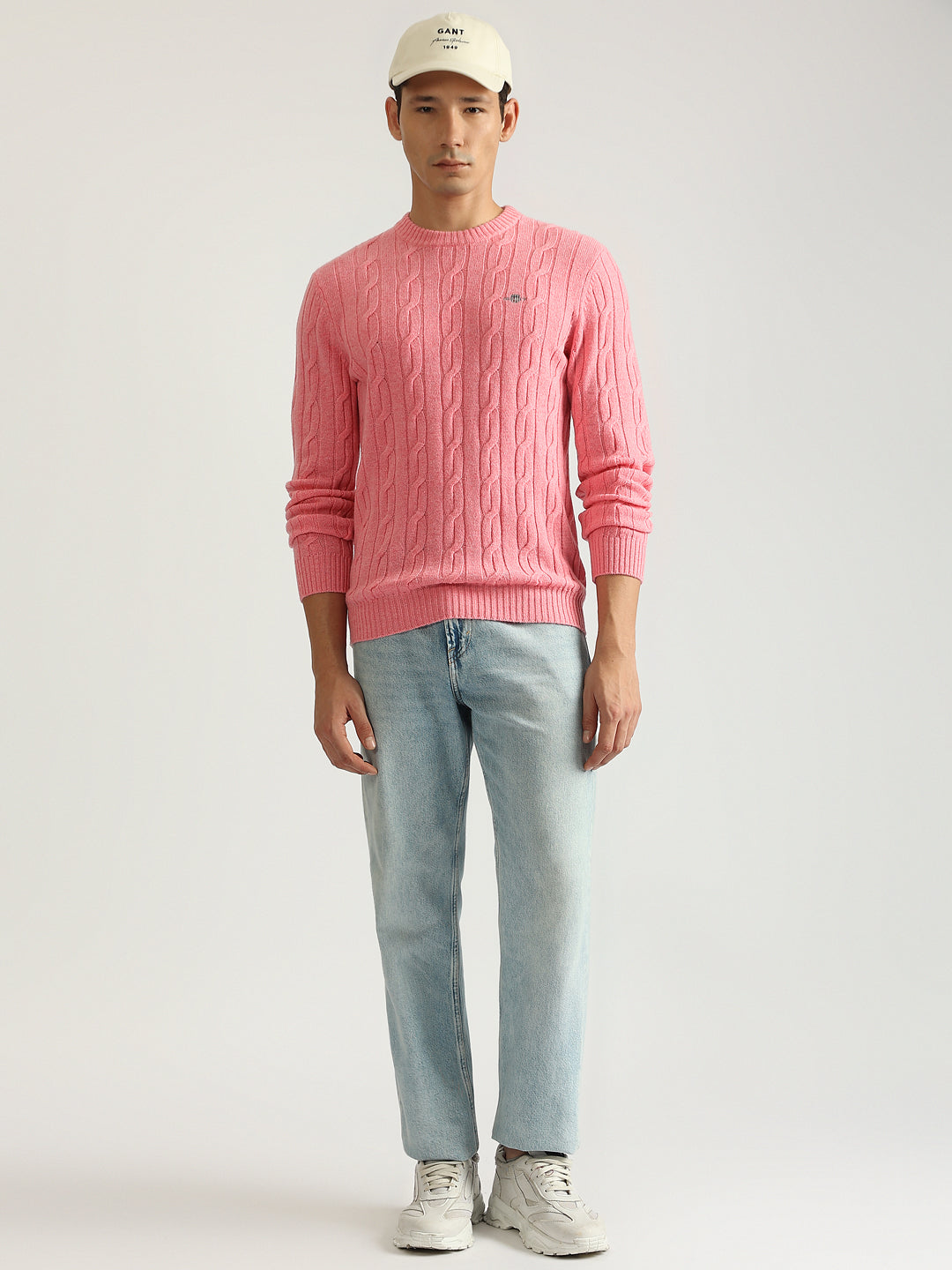 Gant Men Pink Solid Round Neck Full Sleeves Pullover Style Sweater