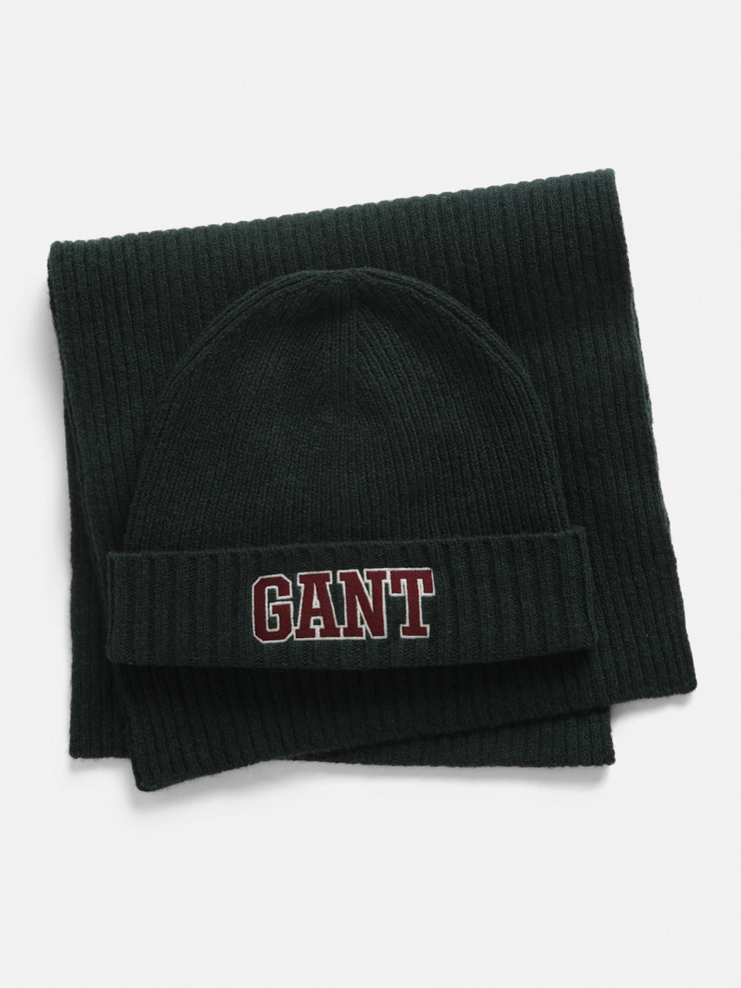 Gant Men Green Solid Scarf with Beanie Cap