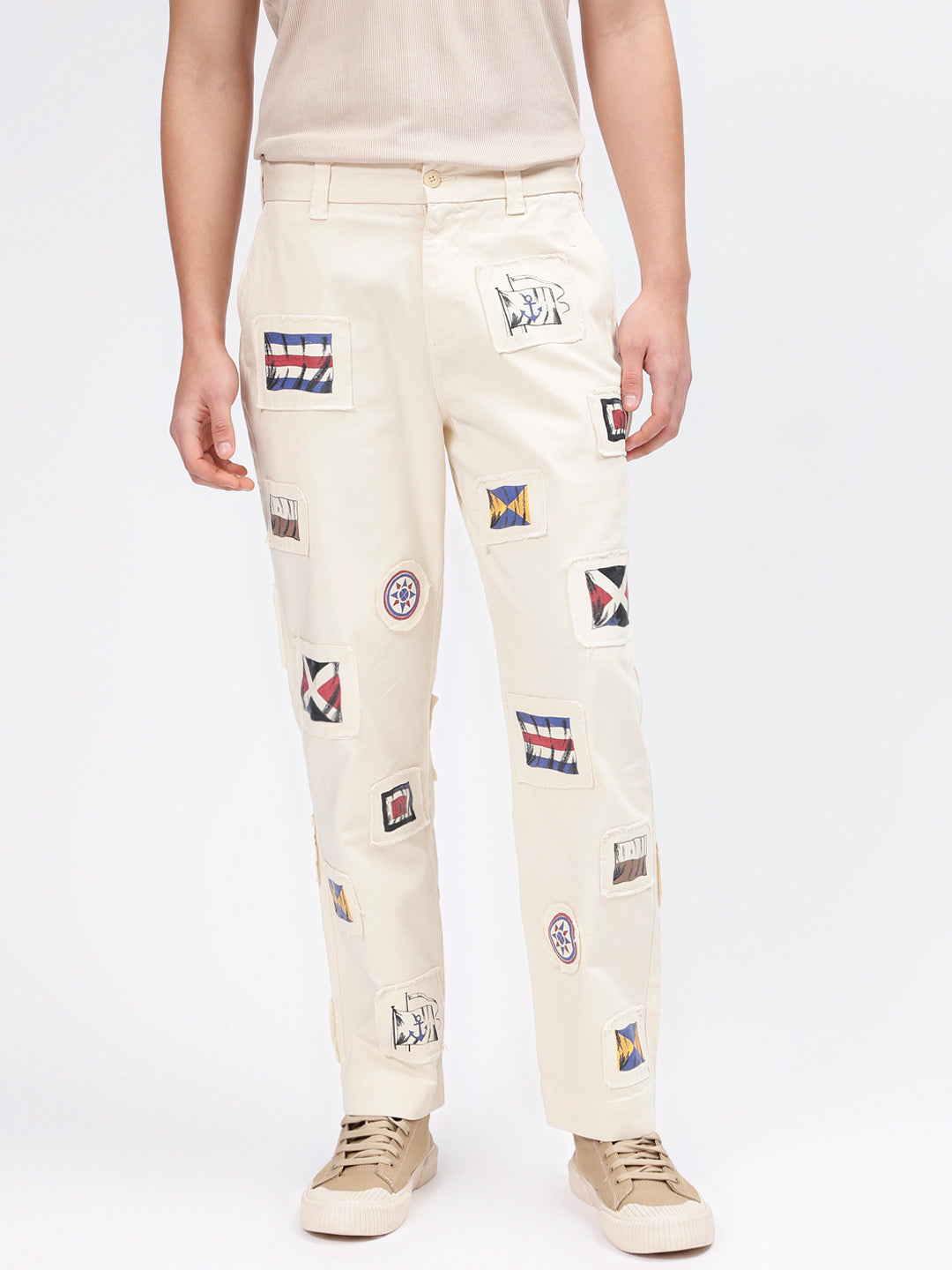 Gant Men Cream Printed Slim Fit Mid Rise Trouser