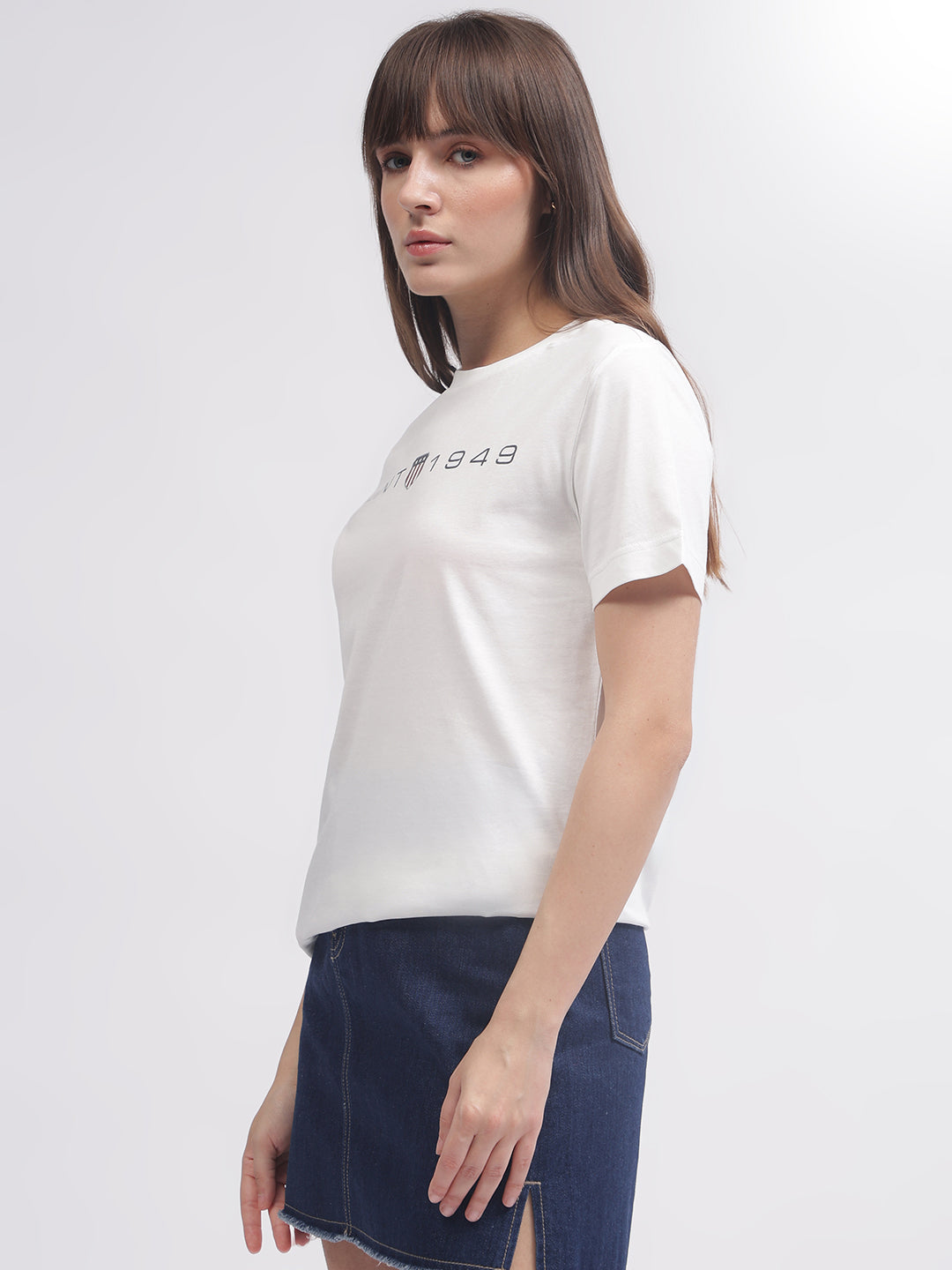 Gant Women White Solid Round Neck Short Sleeves T-shirt