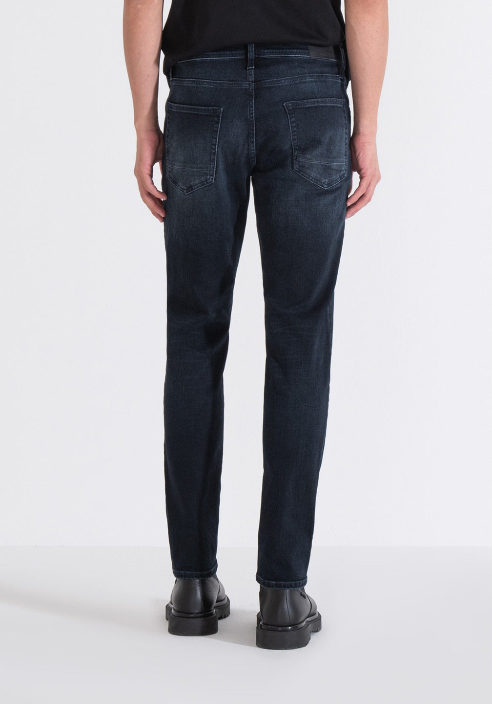 Antony Morato Men Blue Washed Comfort Tapered Fit Jeans