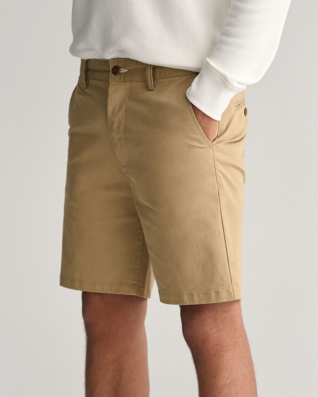 Gant Boys Beige Solid Mid-rise Regular Fit Chino Shorts