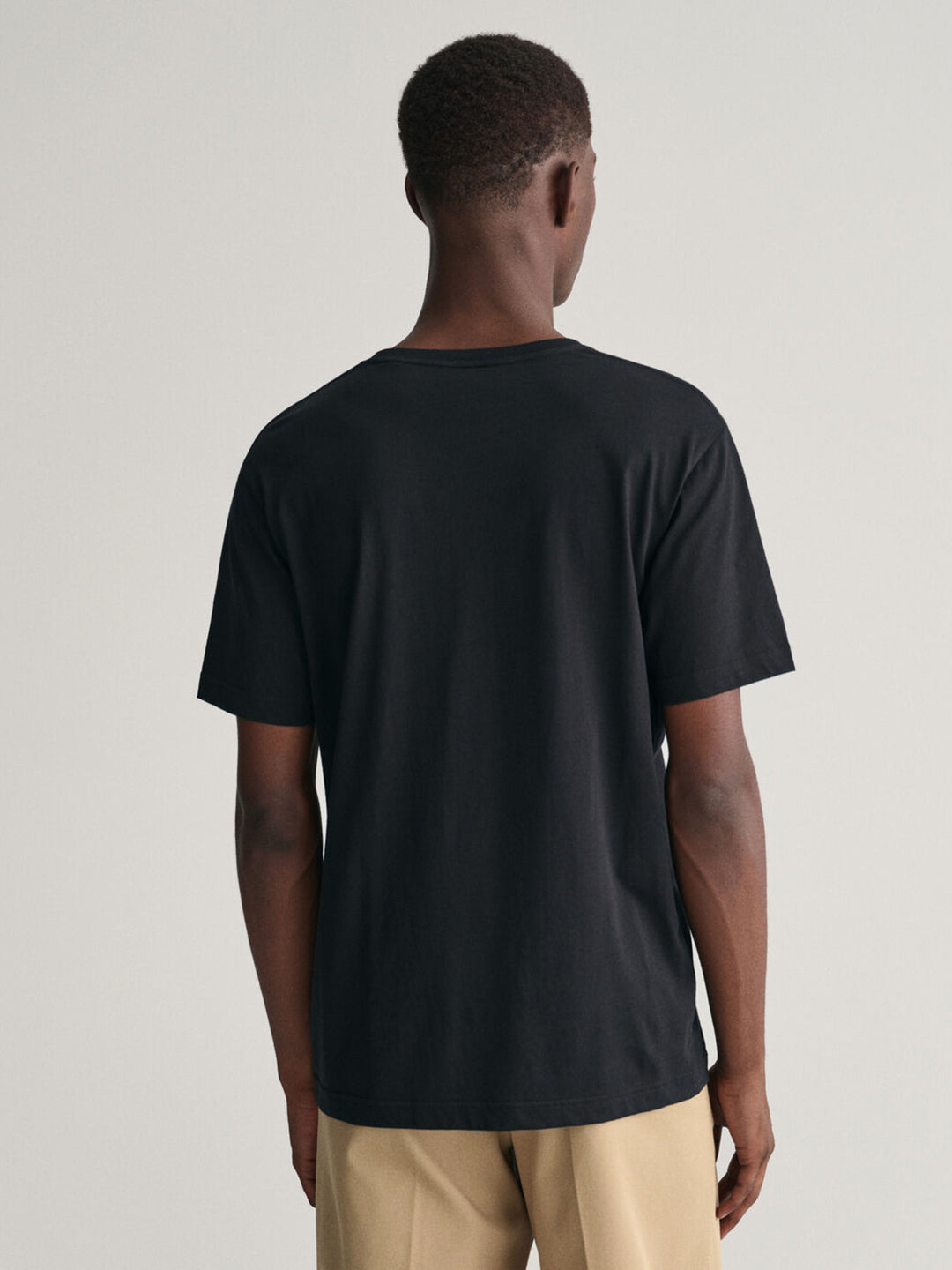 Gant Men Black Solid Round Neck Short Sleeves T-shirt