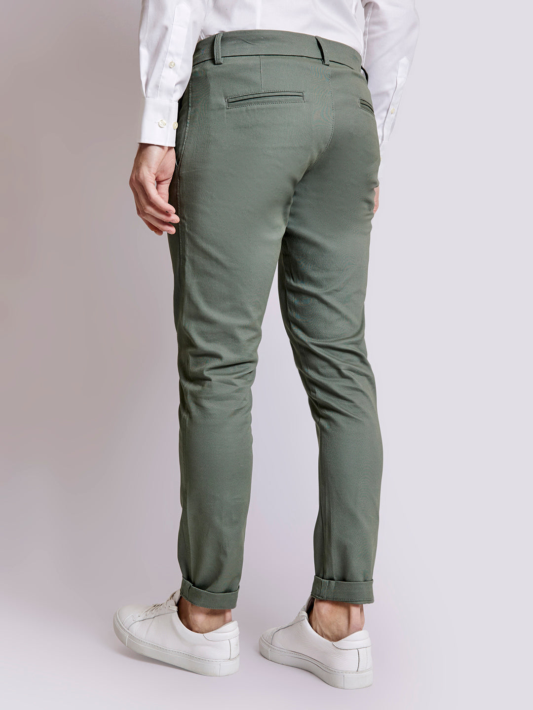 Bruun & Stengade Men Green Solid Slim Fit Trouser