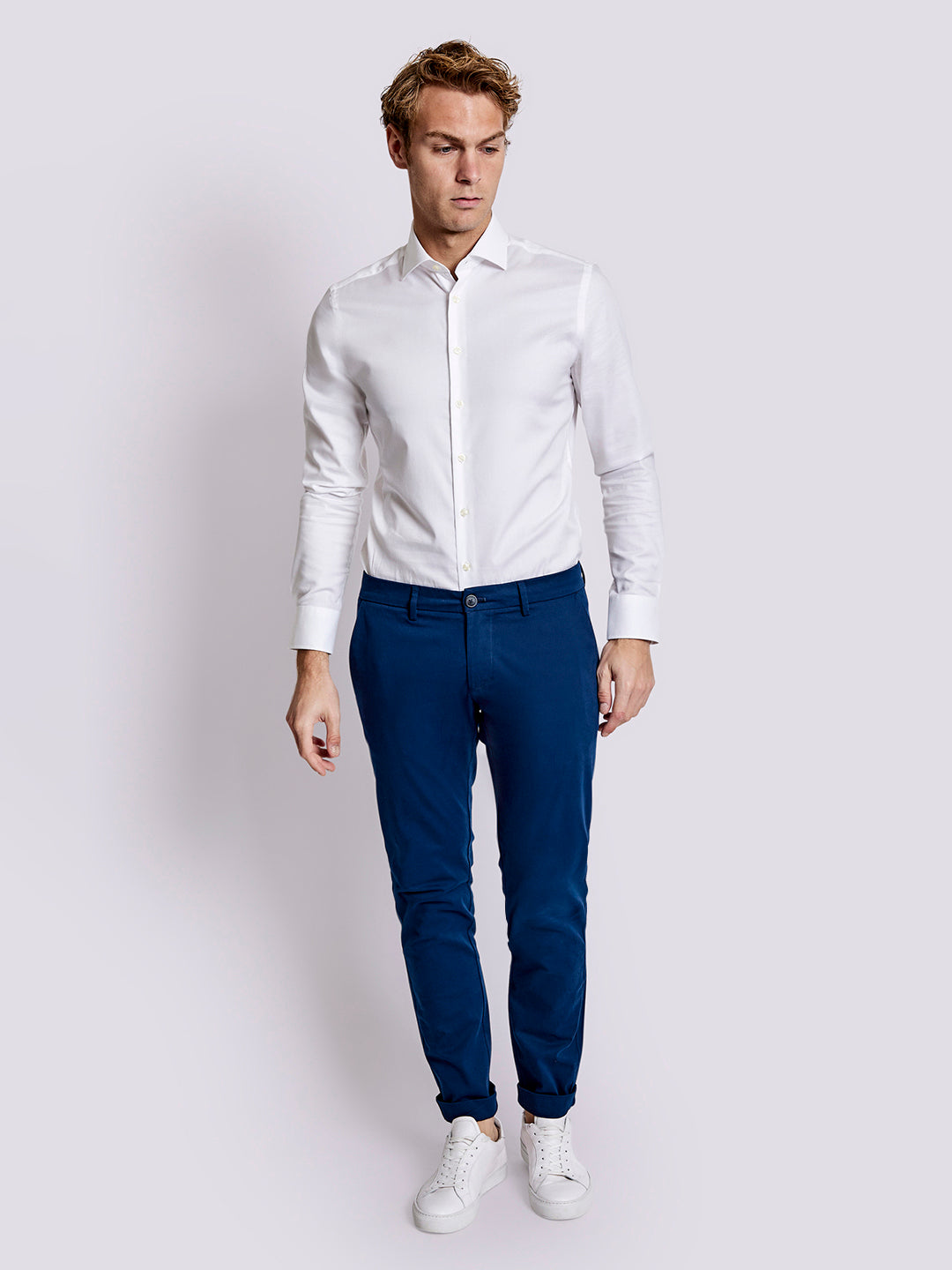 Bruun & Stengade Men Blue Solid Slim Fit Trouser