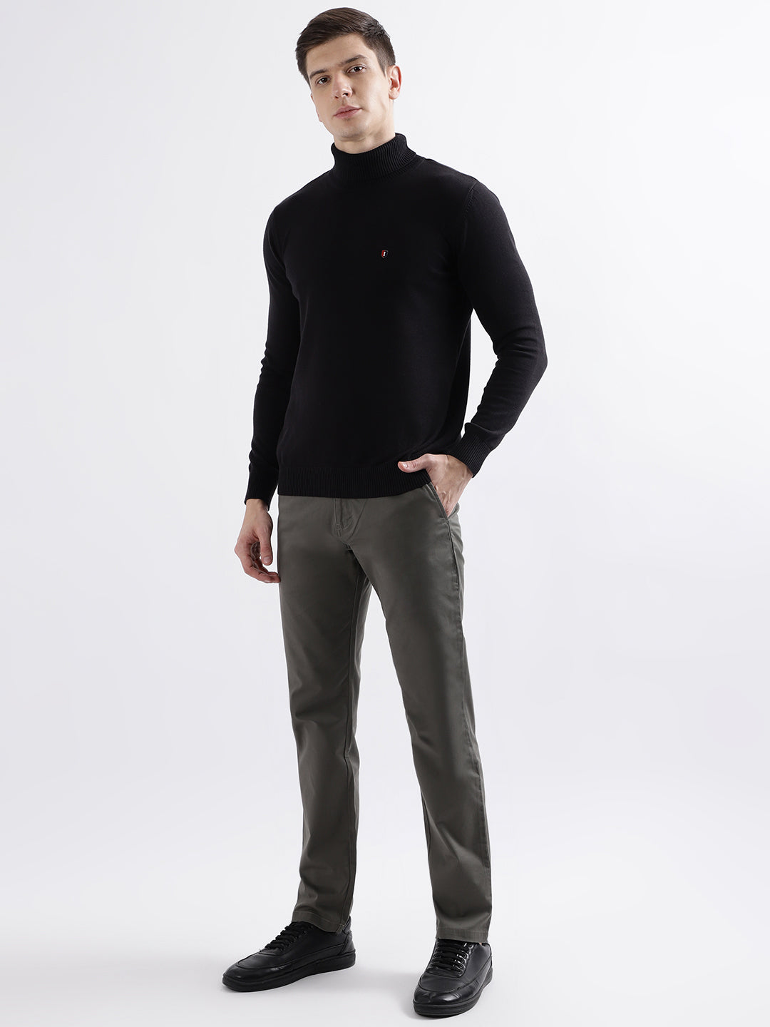 Iconic Men Olive Solid Slim Fit Trouser