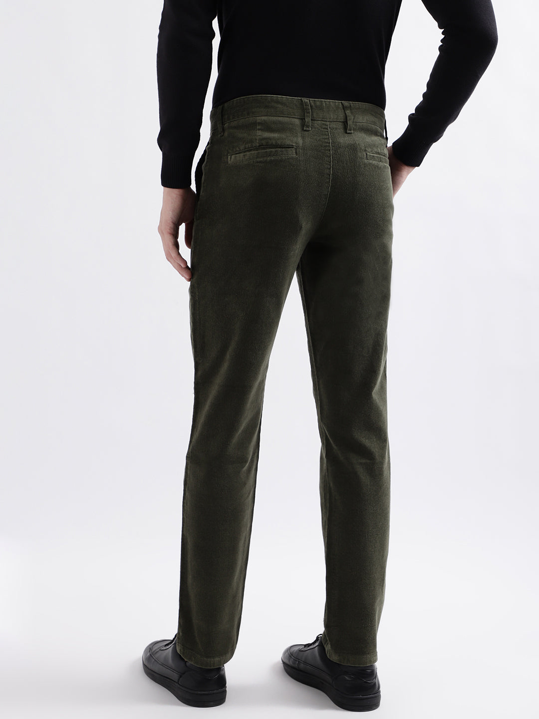 Iconic Men Olive Solid Slim Fit Trouser