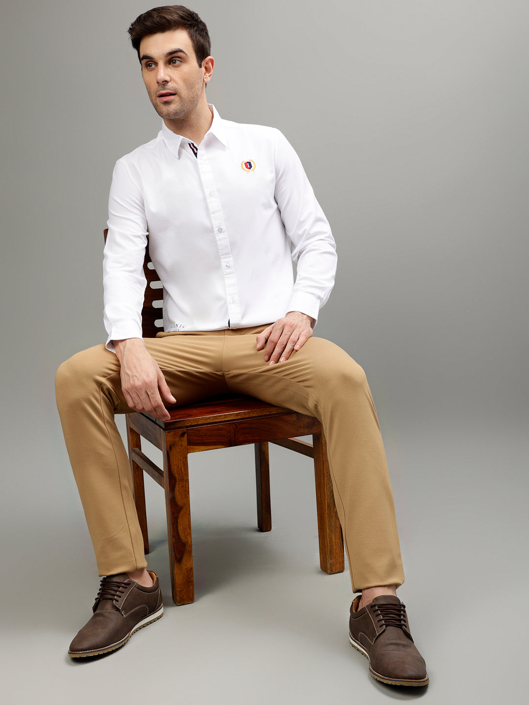 Iconic White Fashion Slim fit Shirts