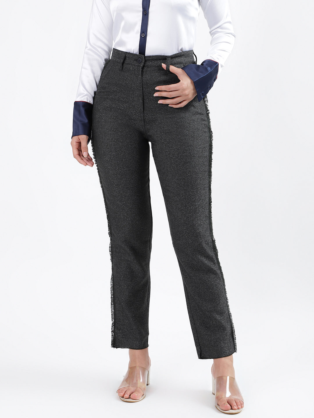 Iconic Women Black Solid Regular Fit Trouser