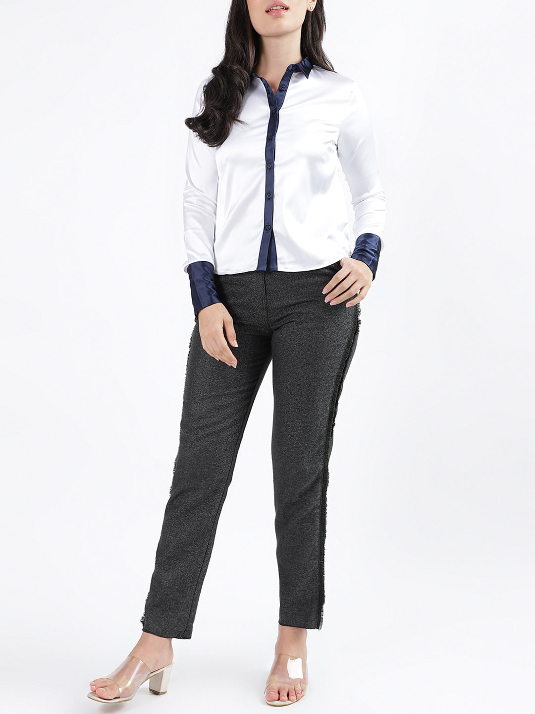 Iconic Women Black Solid Regular Fit Trouser