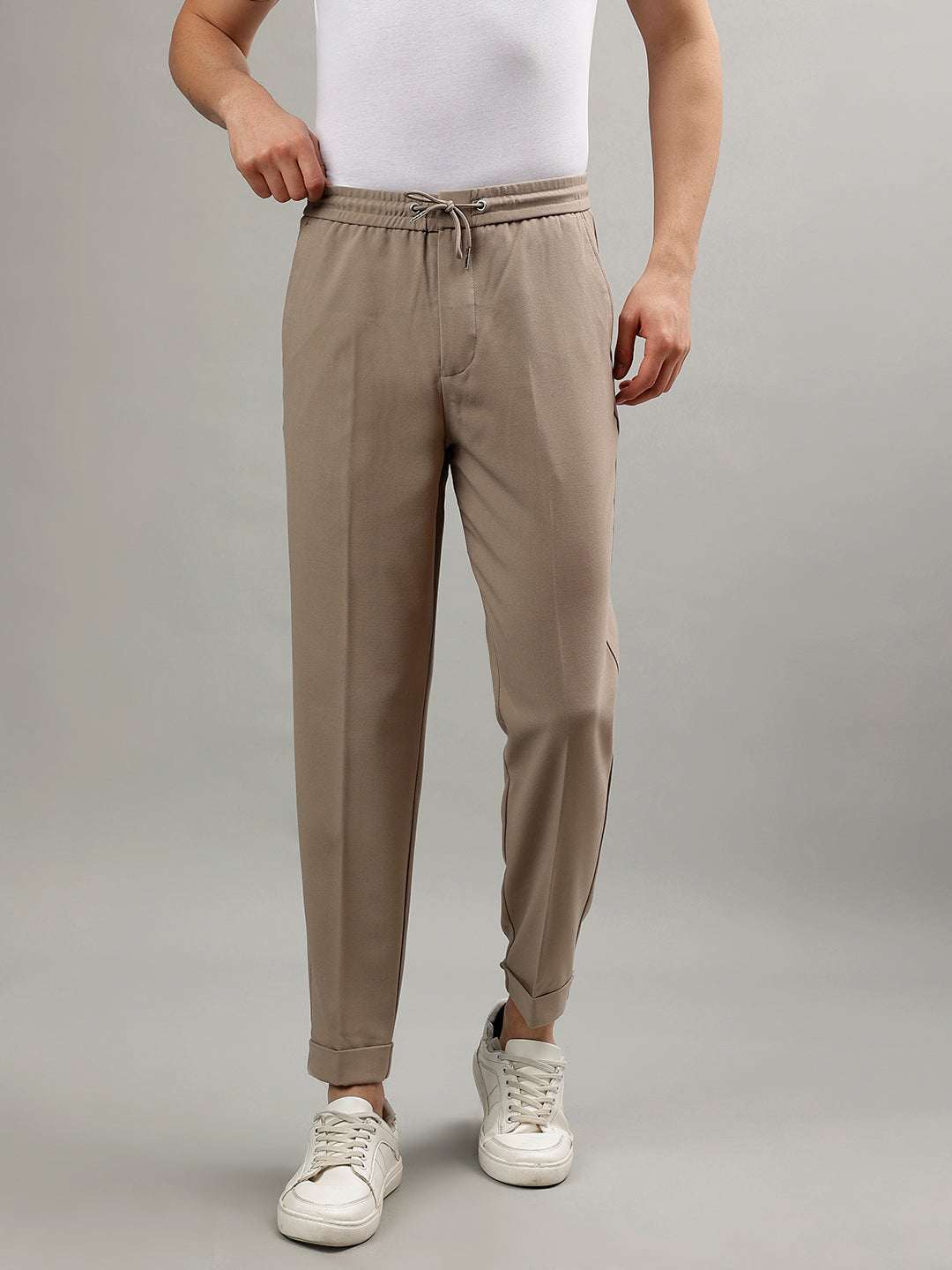 Lindbergh Men Beige Solid Mid-Rise Regular Fit Regular Trouser