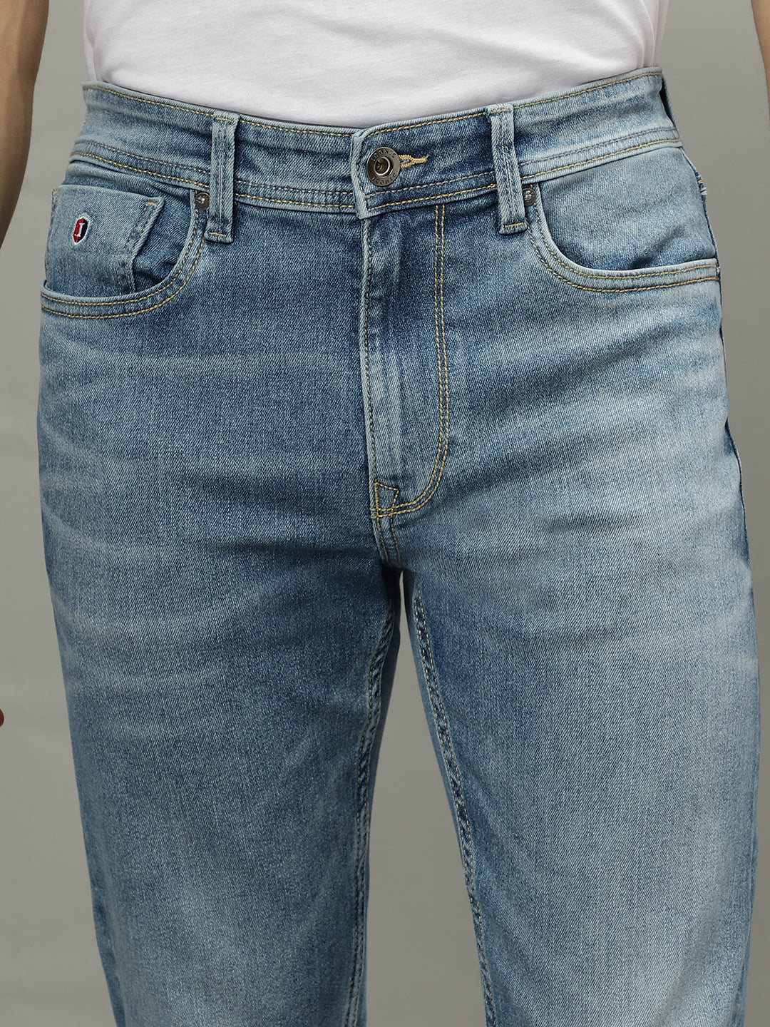 Iconic Men Blue Washed Mid-Rise Slim Fit Jeans