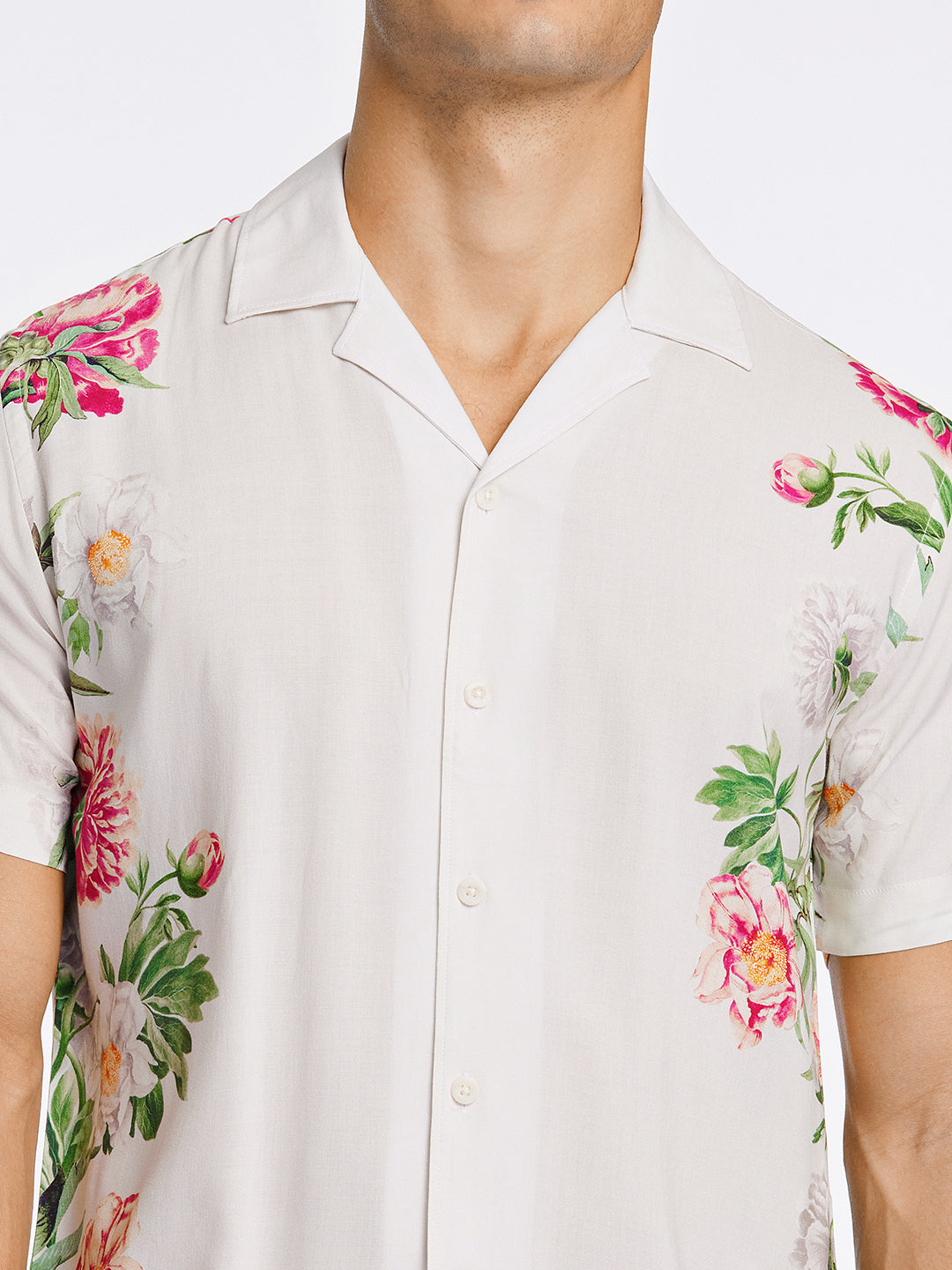 Lindbergh Men Off White Printed Collar Shirt