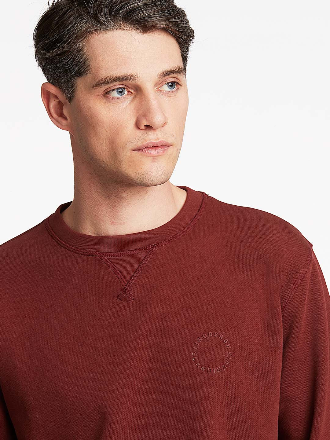 Lindbergh Men Red Solid Sweatshirt