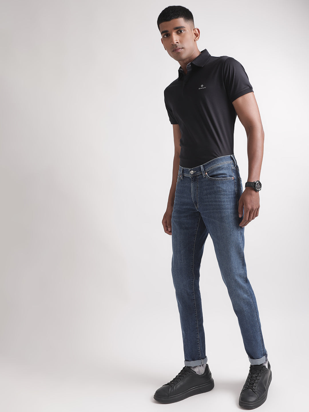 Gant Men Mid-Rise Slim Fit Light Fade Jeans