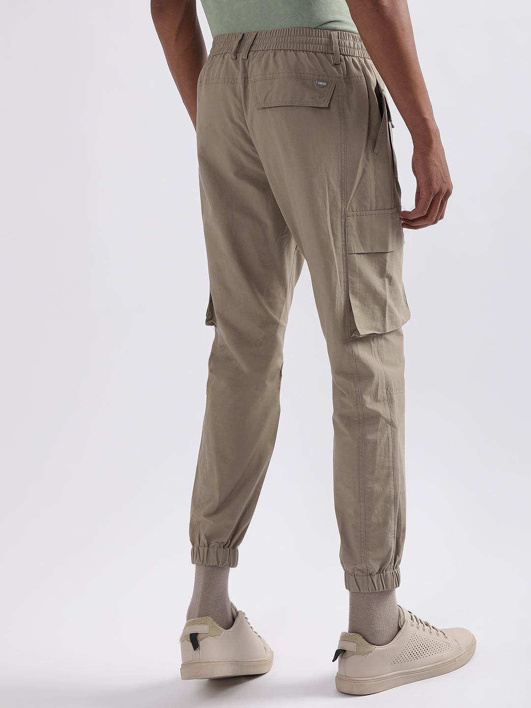 Buy Men's Beige Oversized Plus Size Cargo Pants Online at Bewakoof