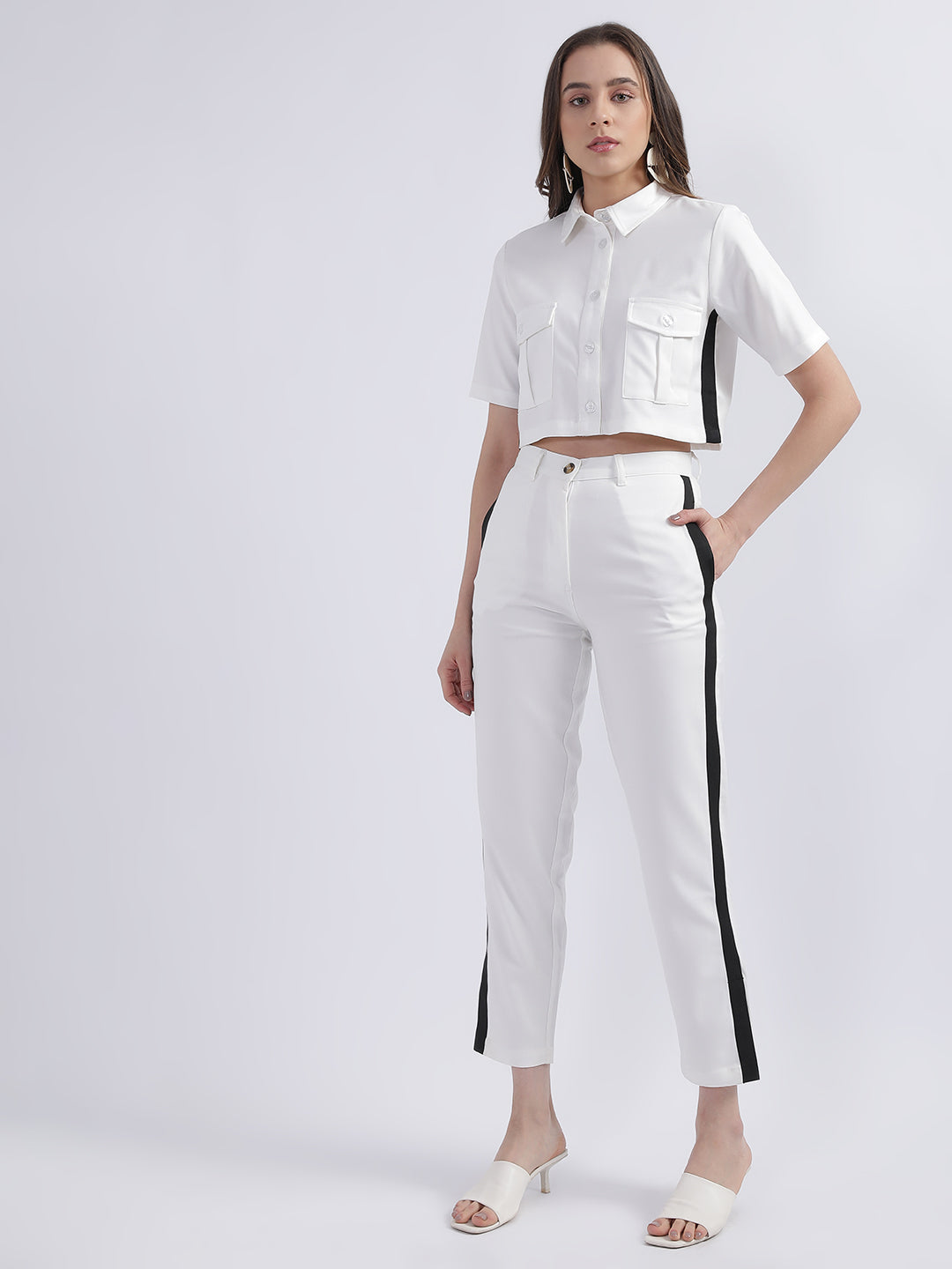 Shop Gerry Weber Off White Cropped Trousers| Vanity Fair