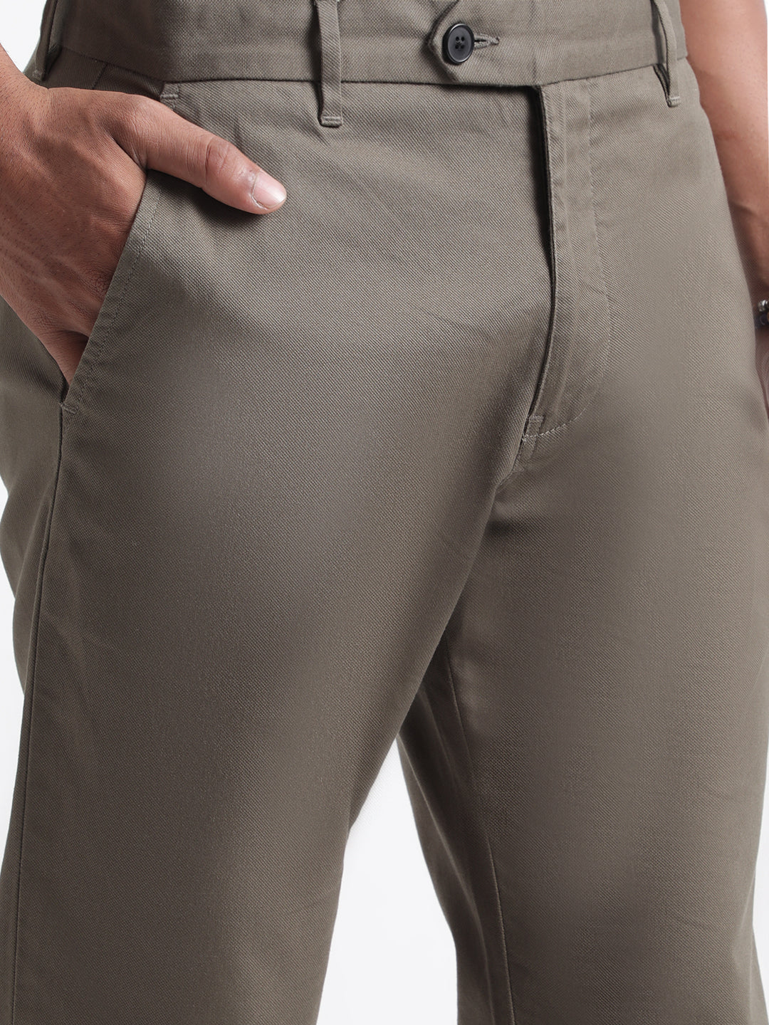 Iconic Men Olive Solid Regular Fit Trouser