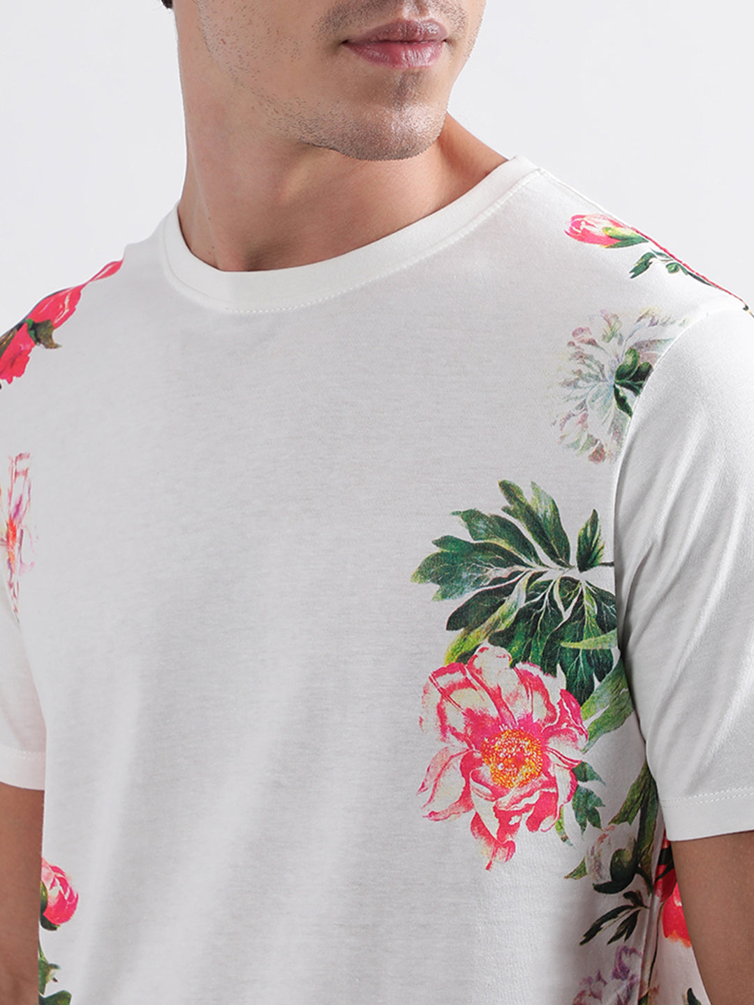 Lindbergh Off White Floral Print Regular Fit T-Shirt