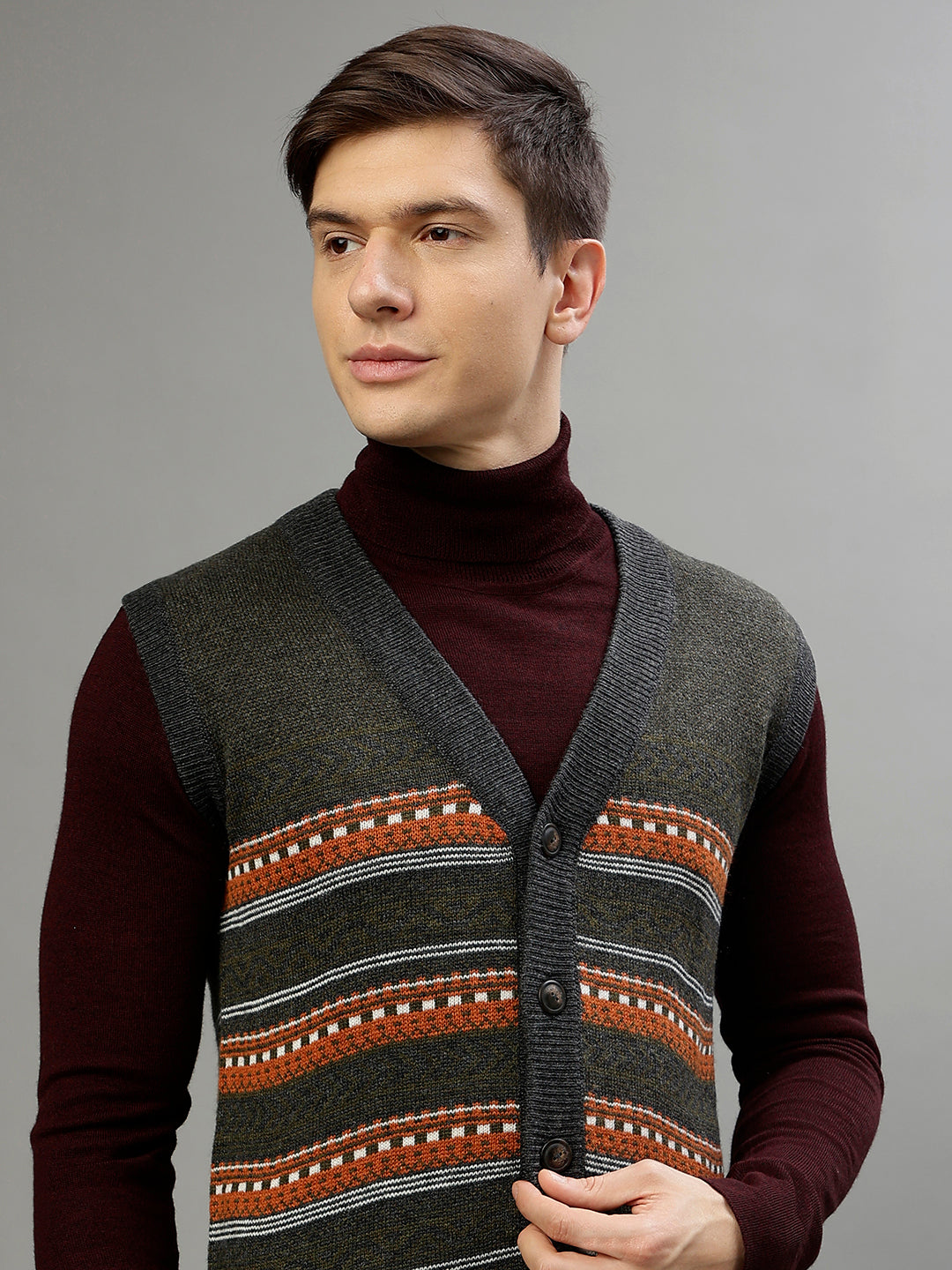 Lindbergh Men Printed V Neck Sleeveless Sweater