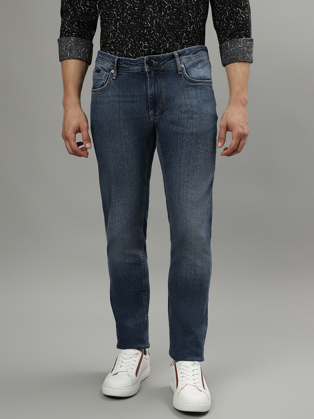 Antony Morato Men Blue Washed Mid-Rise Tapered Fit Jeans