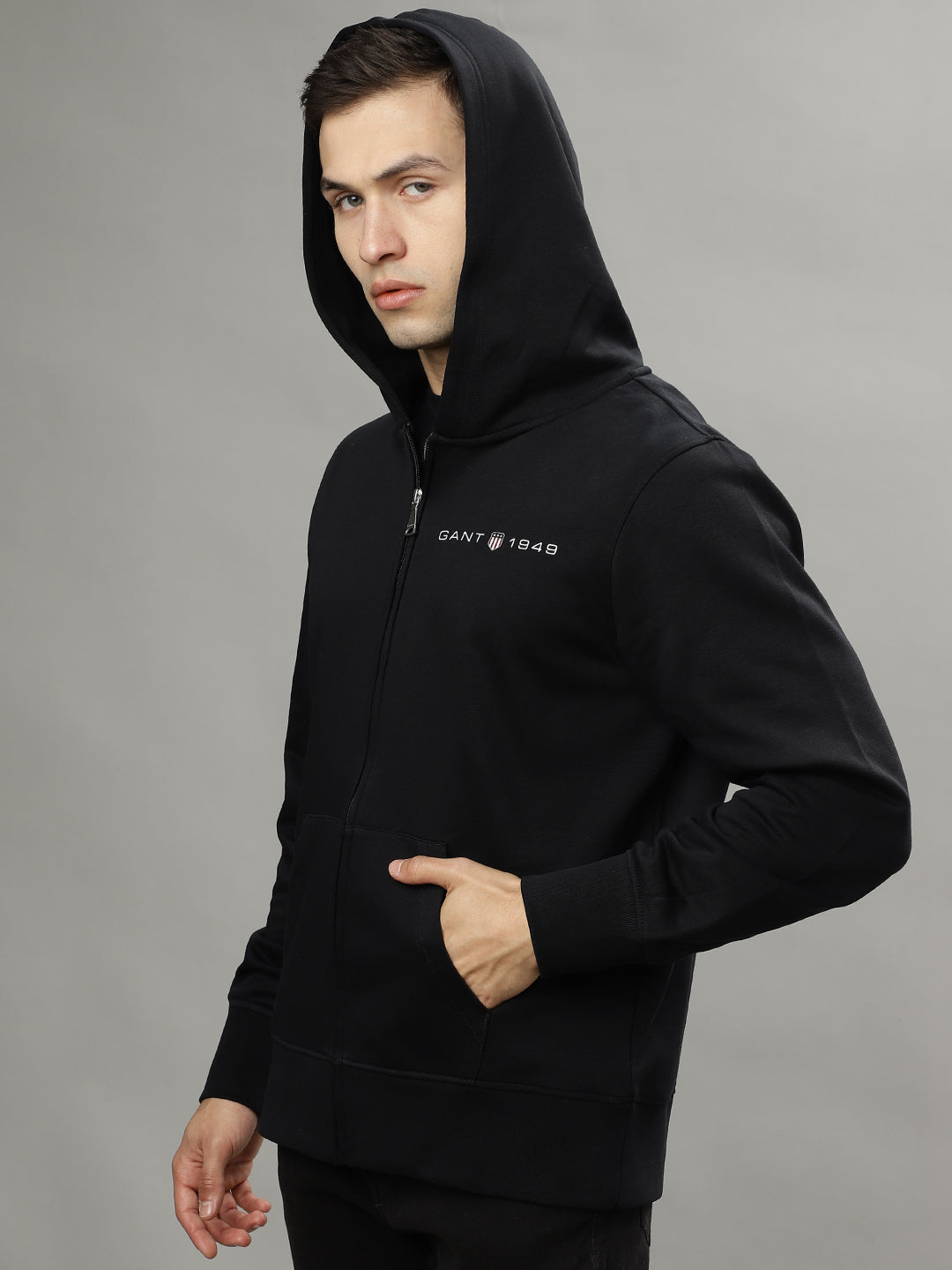 Gant Men Black Solid Hooded Long Sleeves Sweatshirt