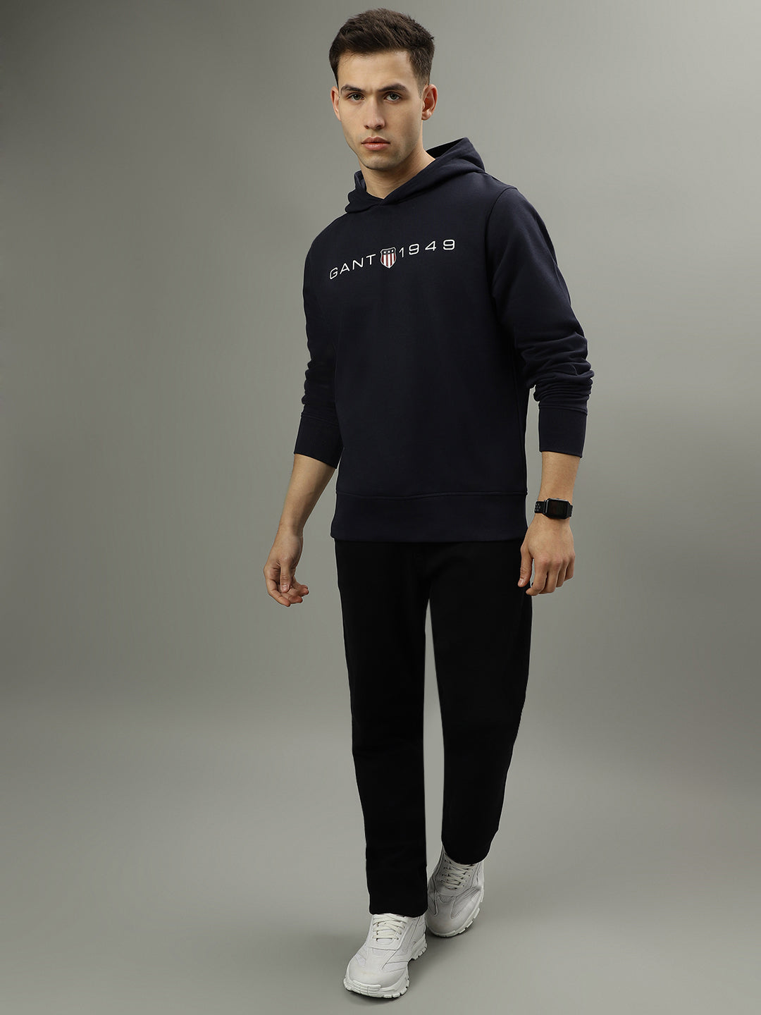 Gant Men Navy Blue Solid Hooded Long Sleeves Sweatshirts