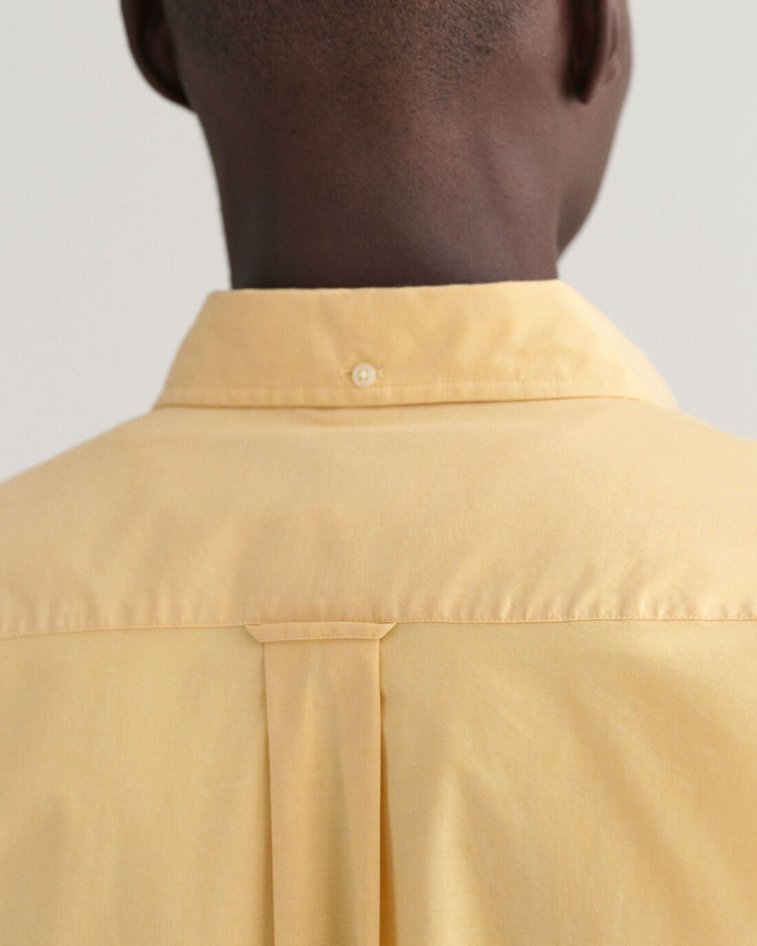 Gant Men Yellow Solid Button-down Collar Long Sleeves Shirt