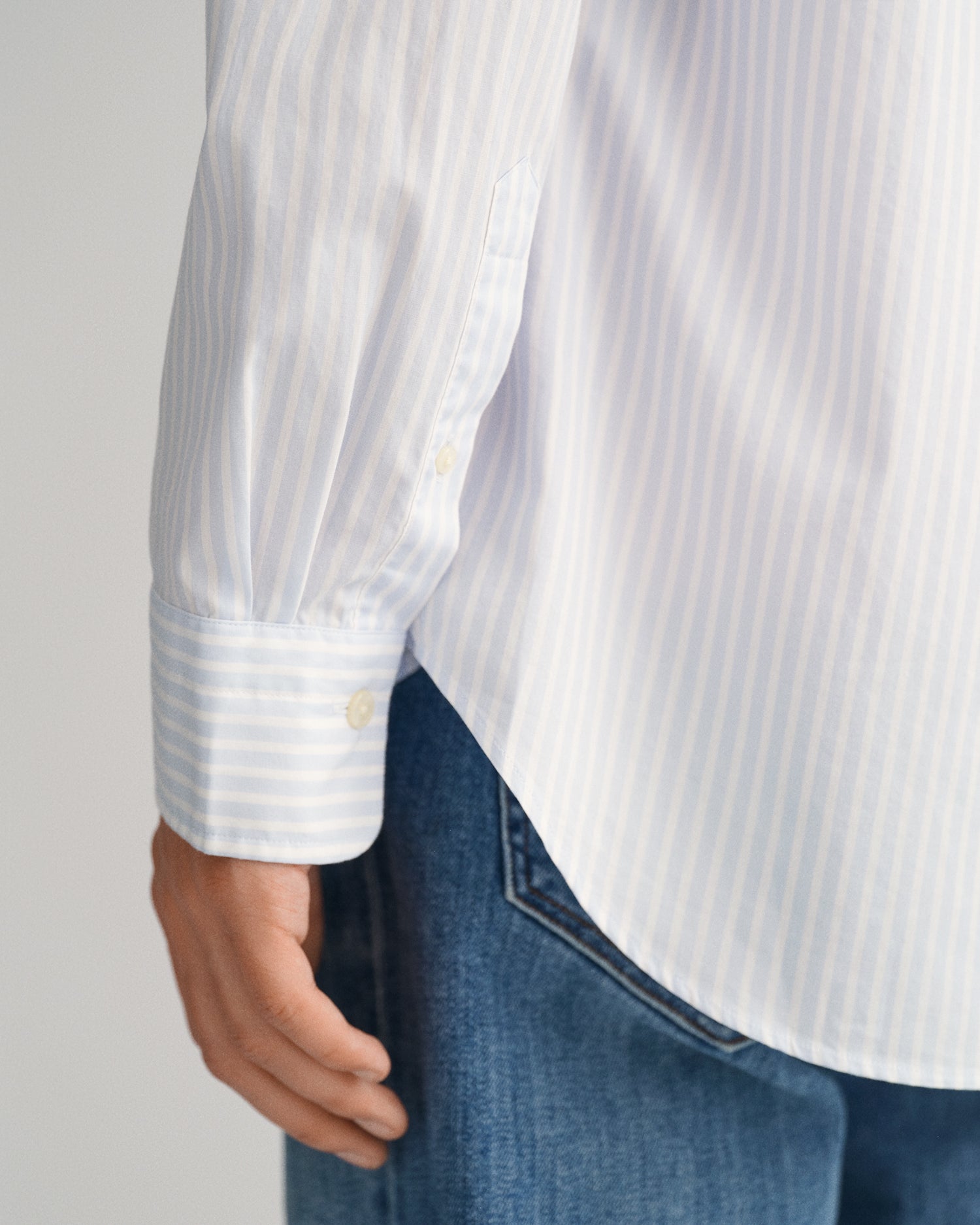 Gant Men Blue Striped Button-down Collar Full Sleeves Shirt