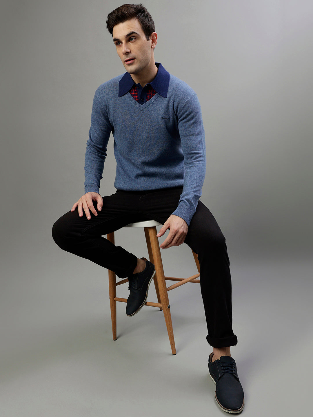 Gant Solid Blue Melange V Neck Full Sleeve Sweater