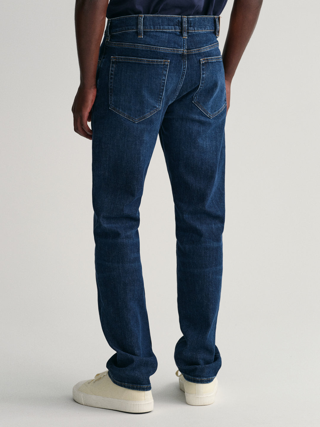 Gant Men Regular Fit Light Fade Cotton Jeans