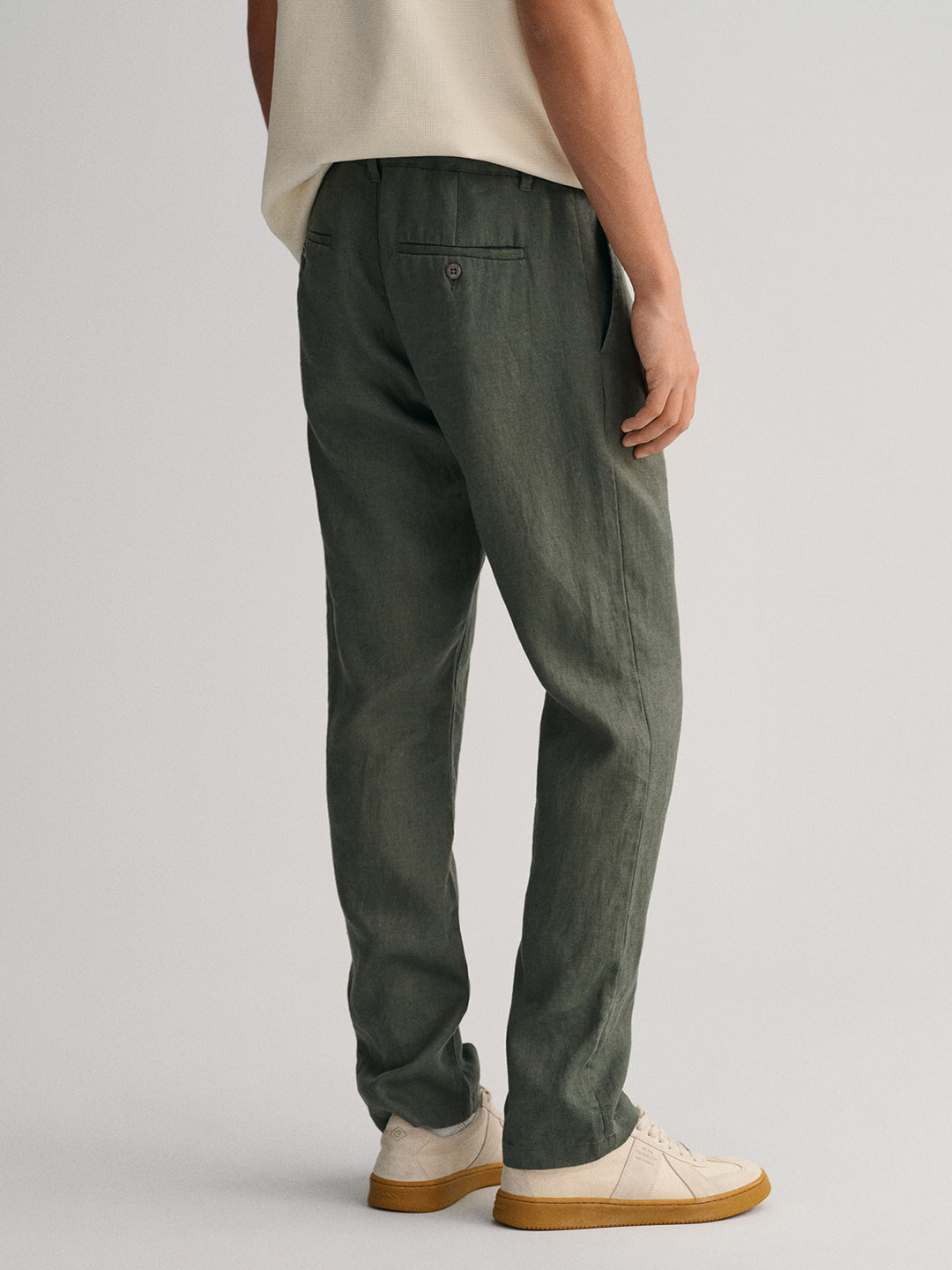 Shop Gant Men Green Trouser | ICONIC INDIA – Iconic India