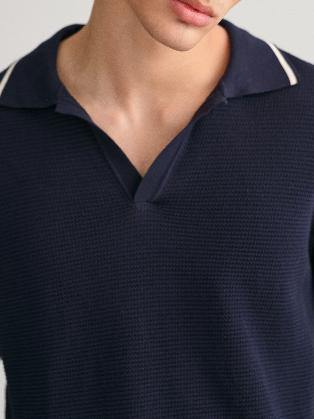 Gant Men Blue Solid Sweater